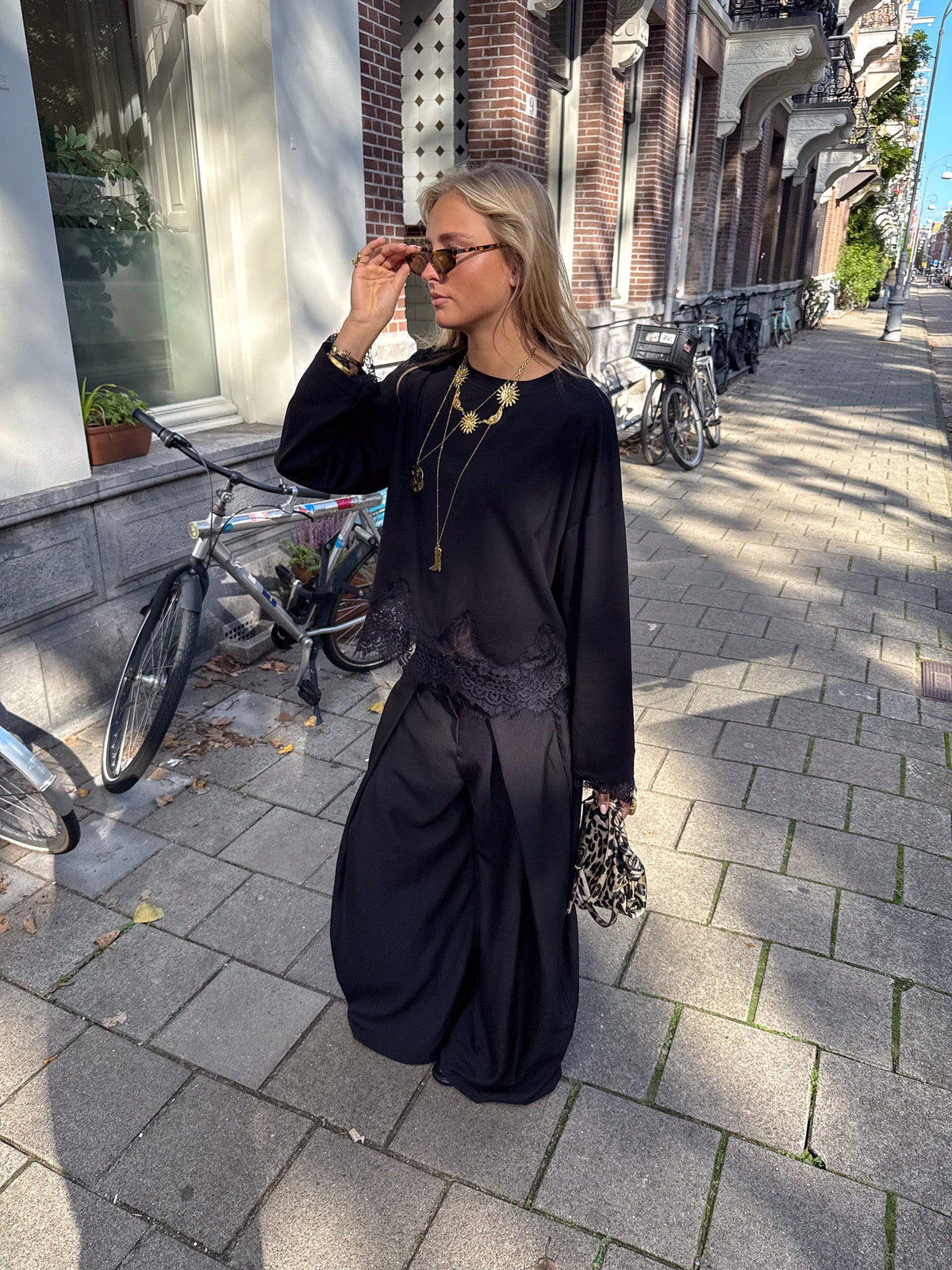 Lerry Lace Longsleeve | Black