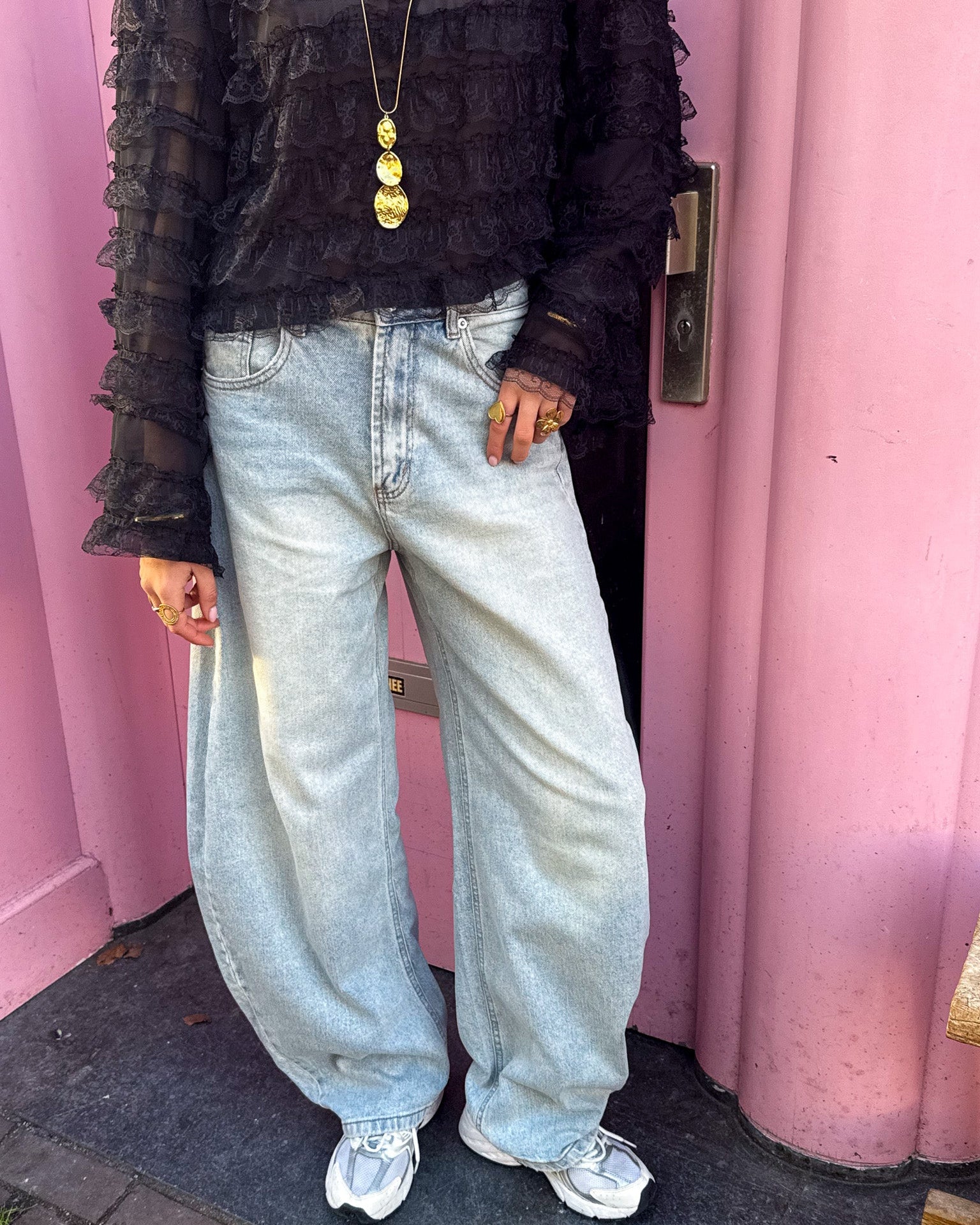 Barrel Balloon Jeans Light Fade Wash | Sky Blue