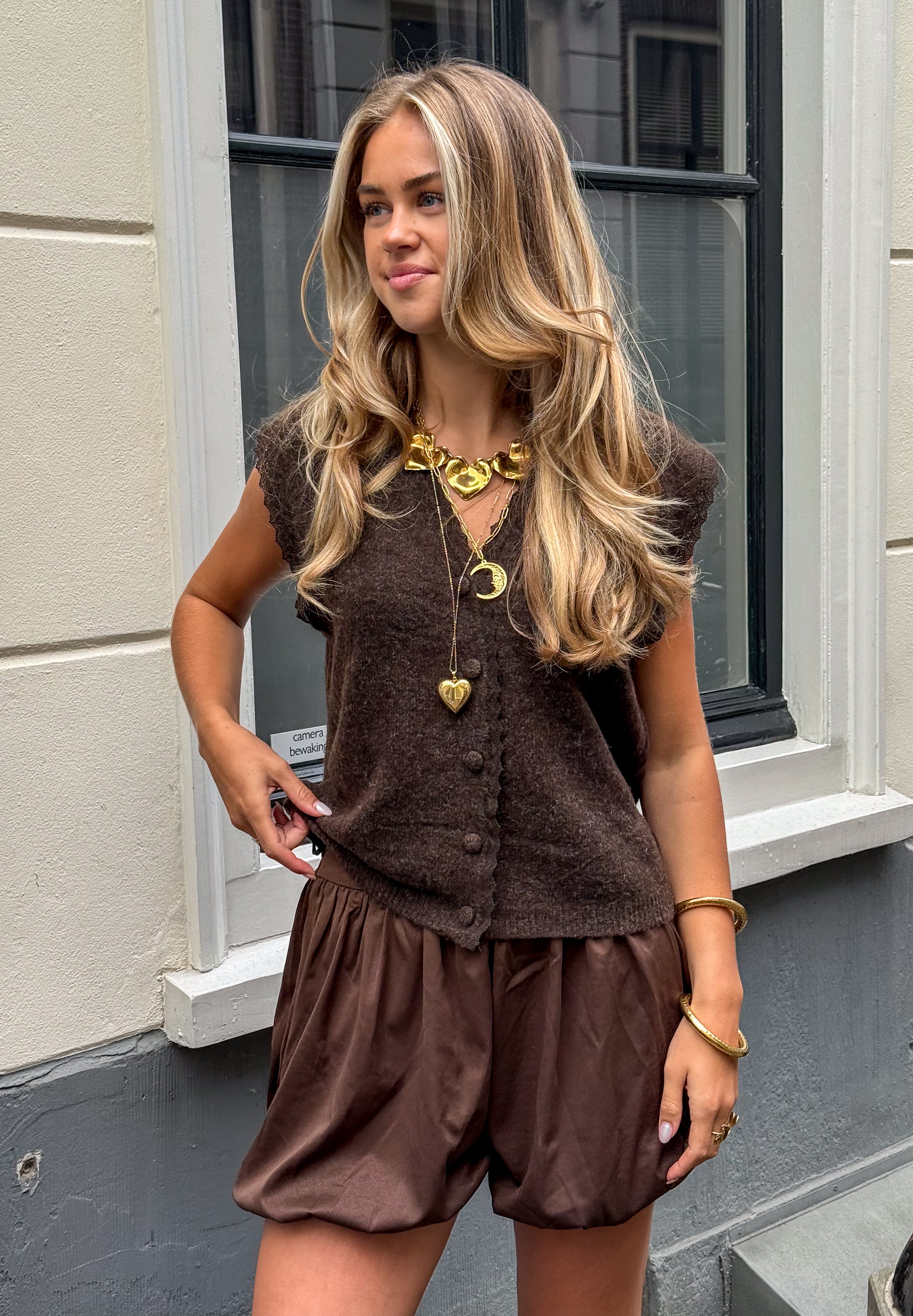 Inaya Balloon Short Brown