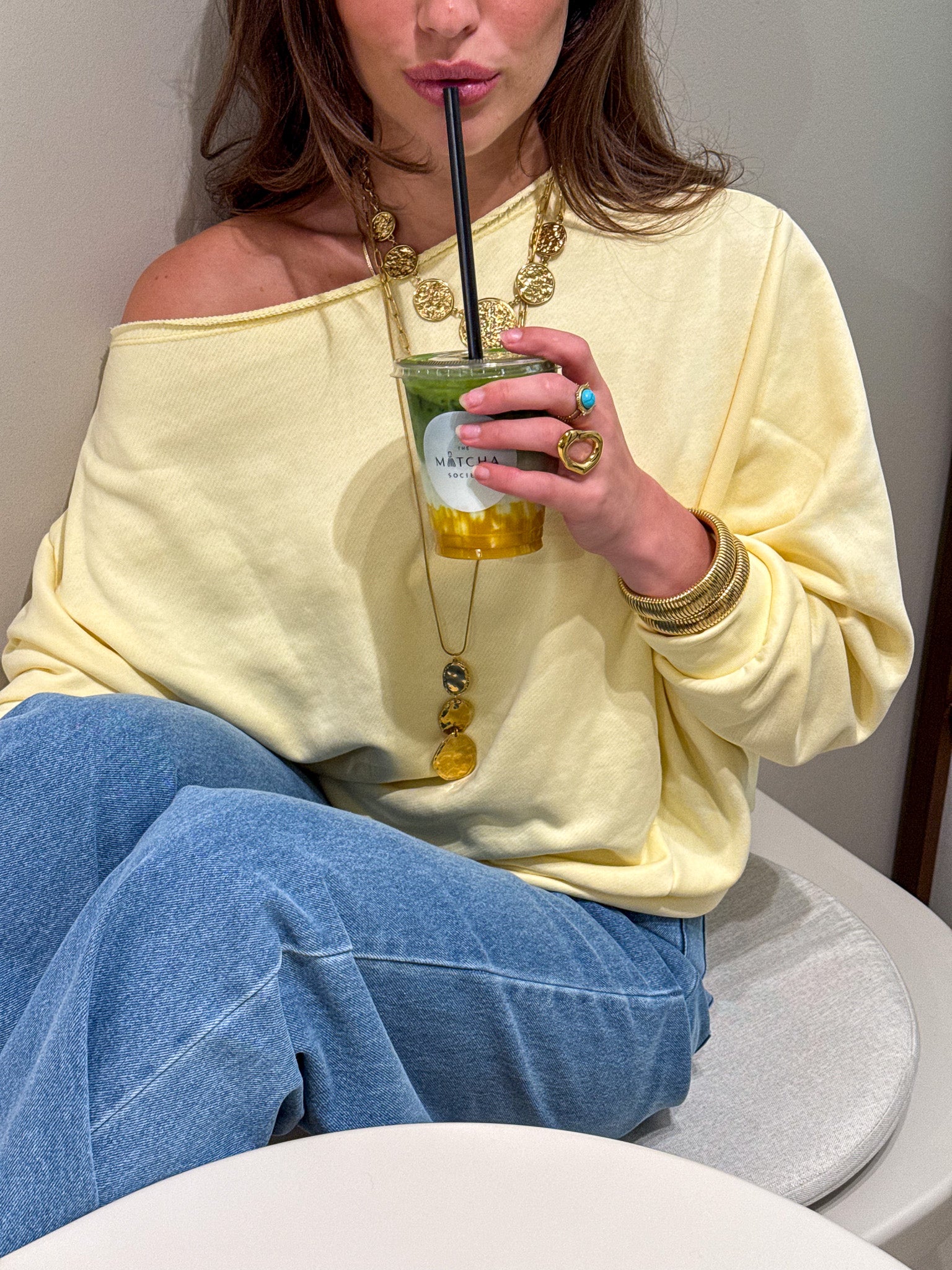 Riz Off Shoulder Trui Lichtgeel