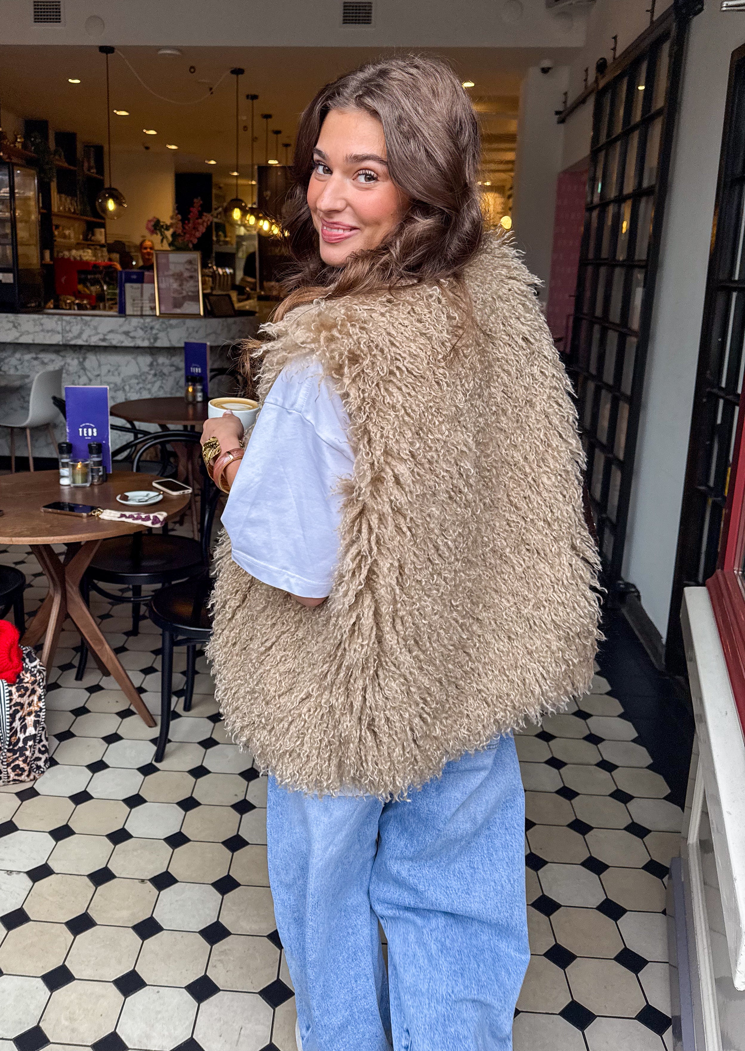 Toffee Fluffy Gilet Beige