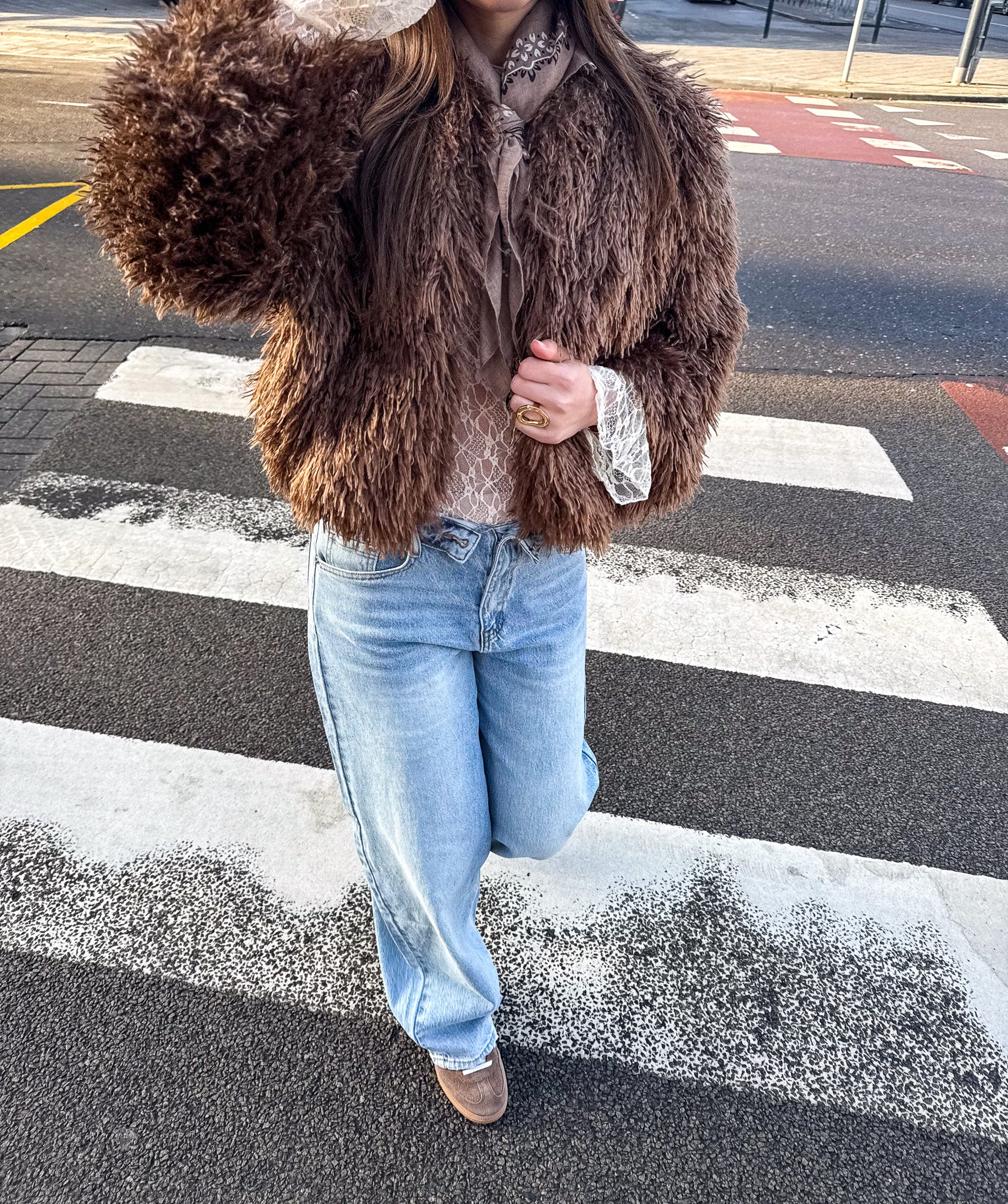 Balloon Jeans Folded Button