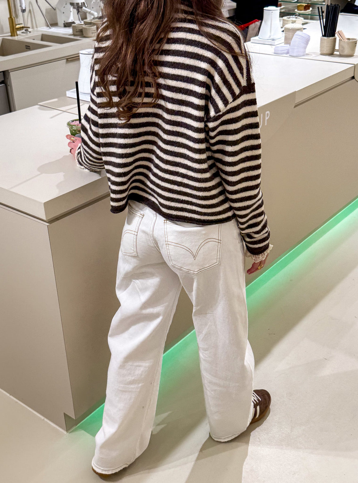 Barrel Balloon Jeans | White