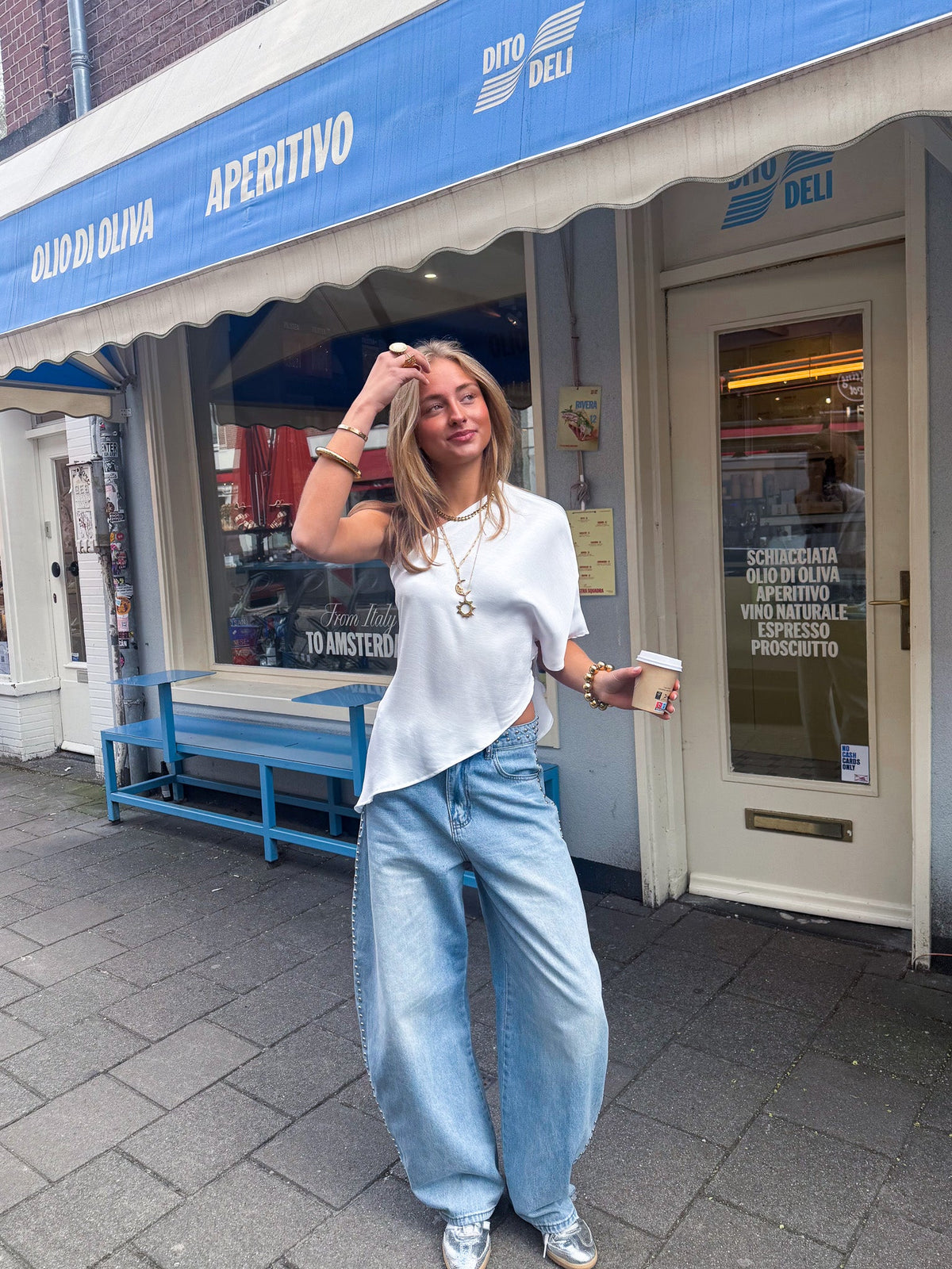 Berry Studs Barrel Jeans | Blue