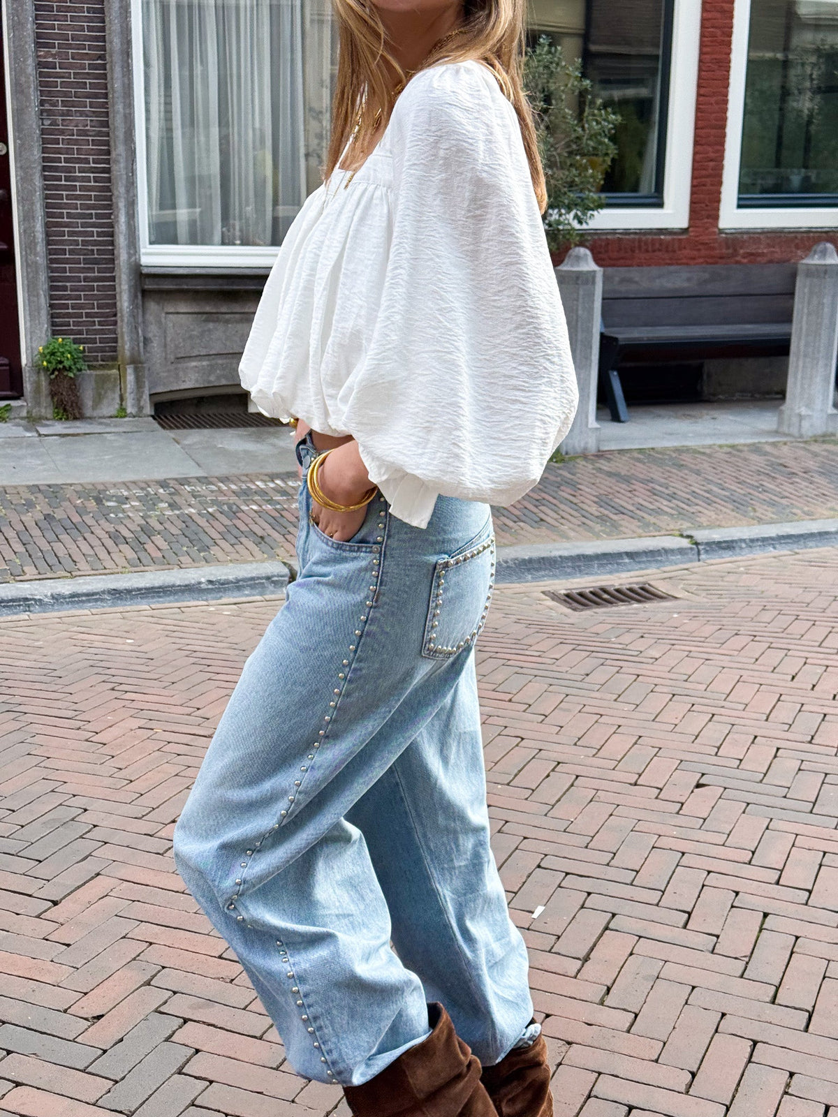 Berry Studs Barrel Jeans | Blue