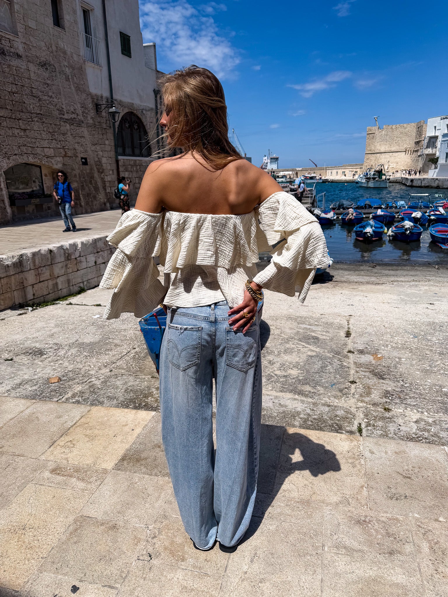 Bodie Top Off White