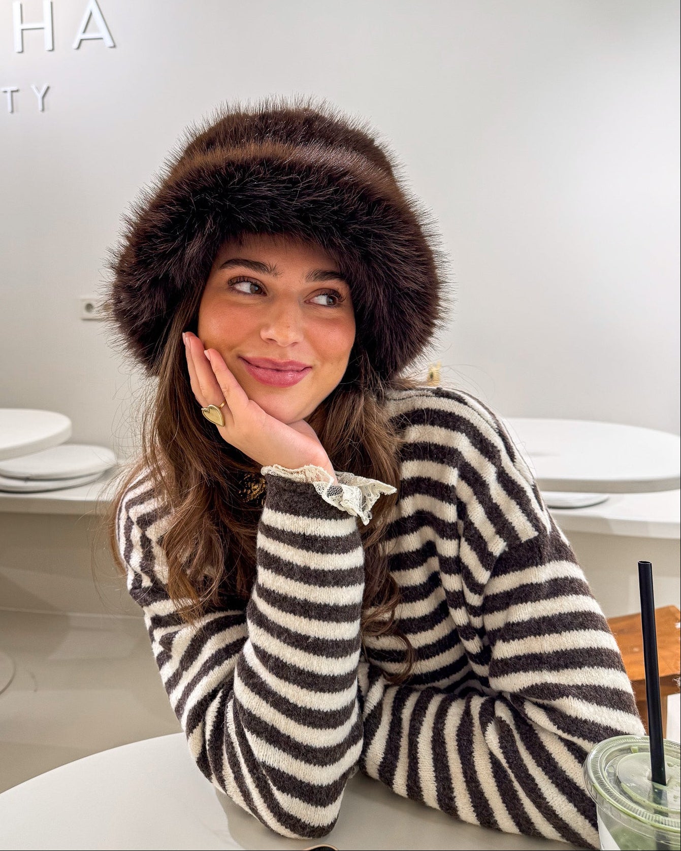 Bucket Hat Fluffy Brown