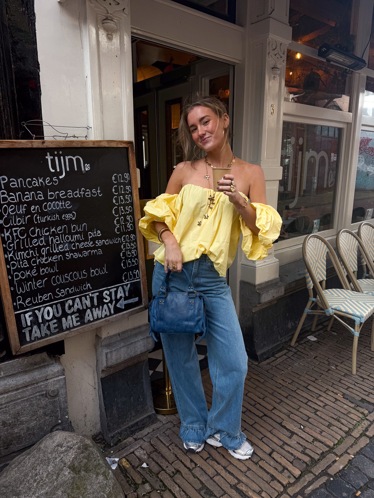 Catwalk Off Shoulder Top Geel