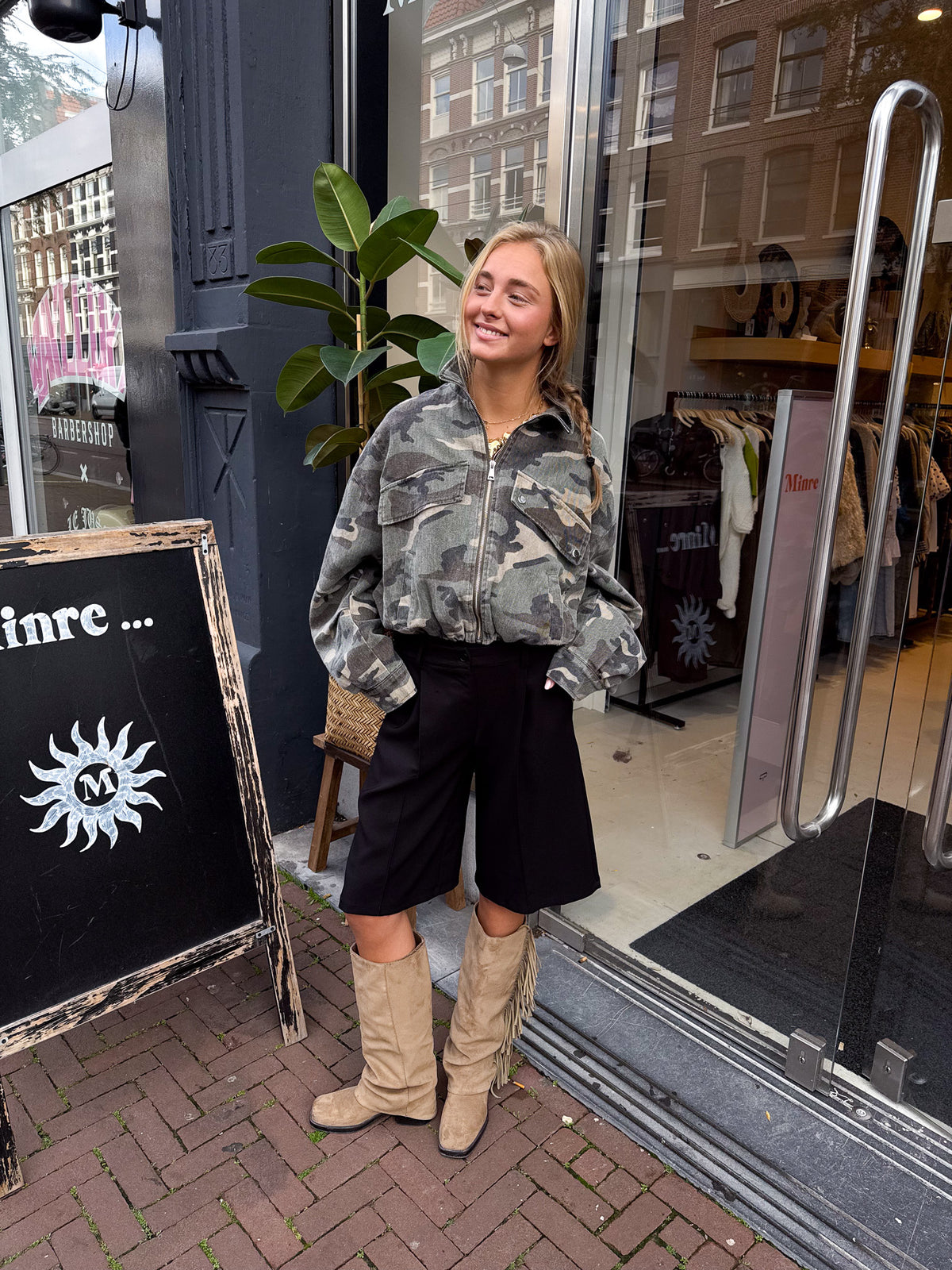 Sofie Bermuda | Black