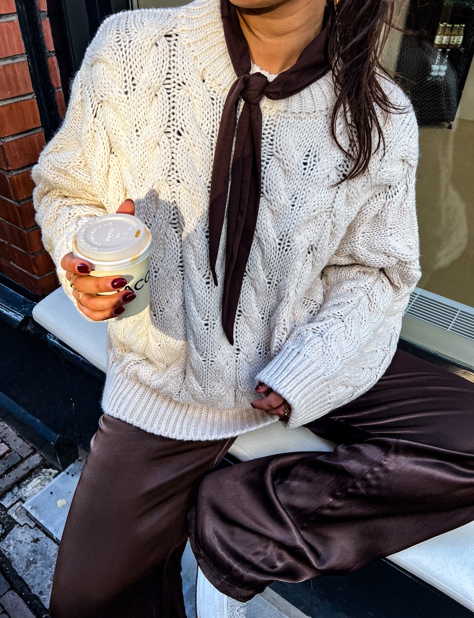 Cuddle weather Sweater Sand