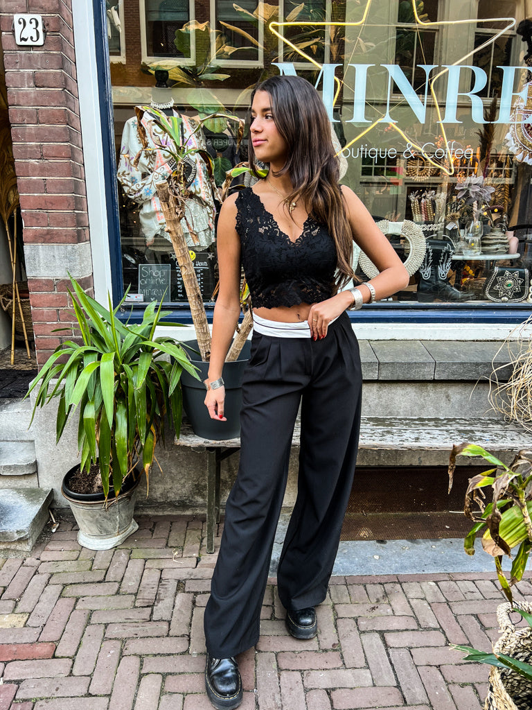 Gaia Bralette | Black