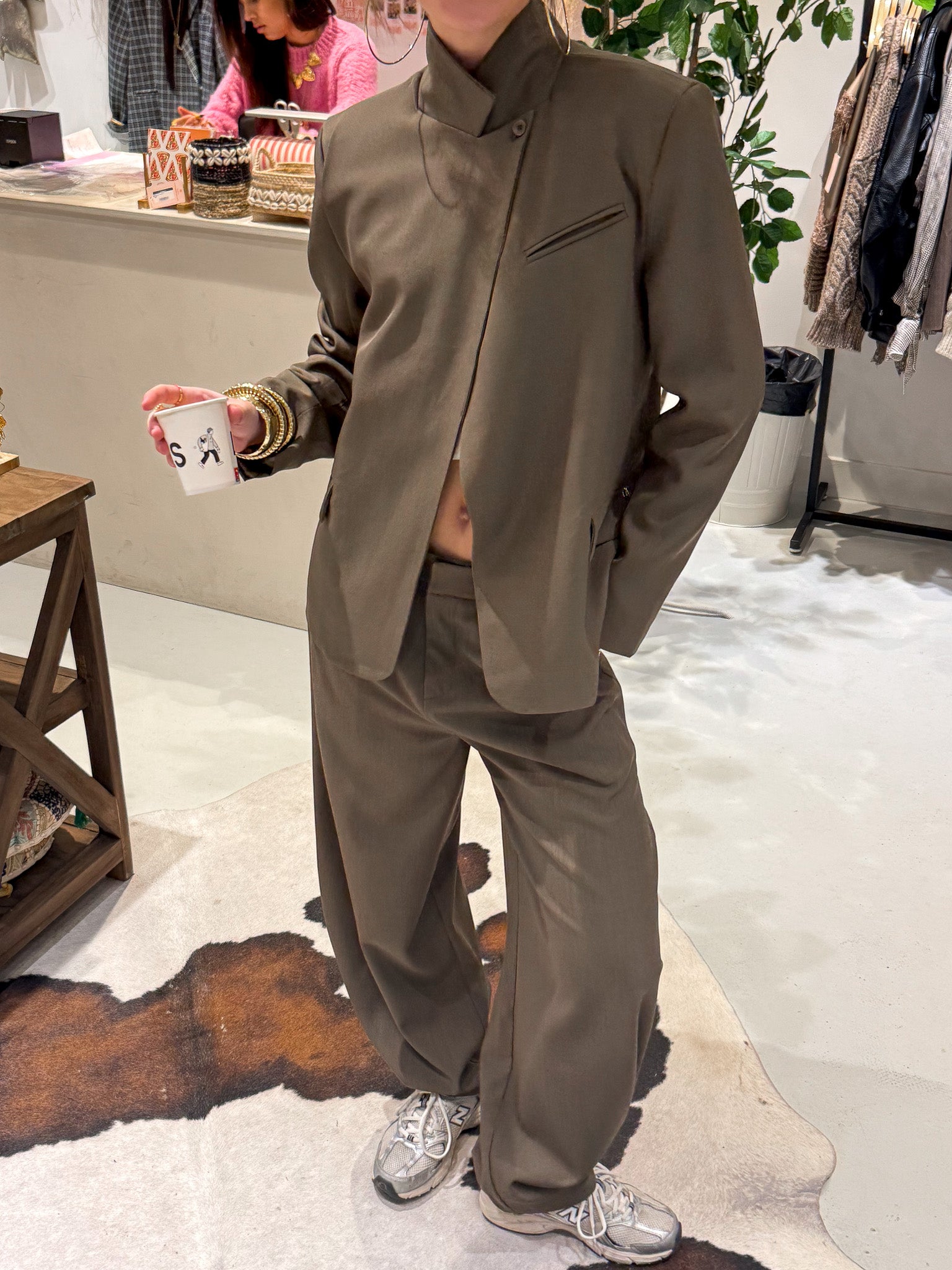 Nina Barrel Pants Khaki