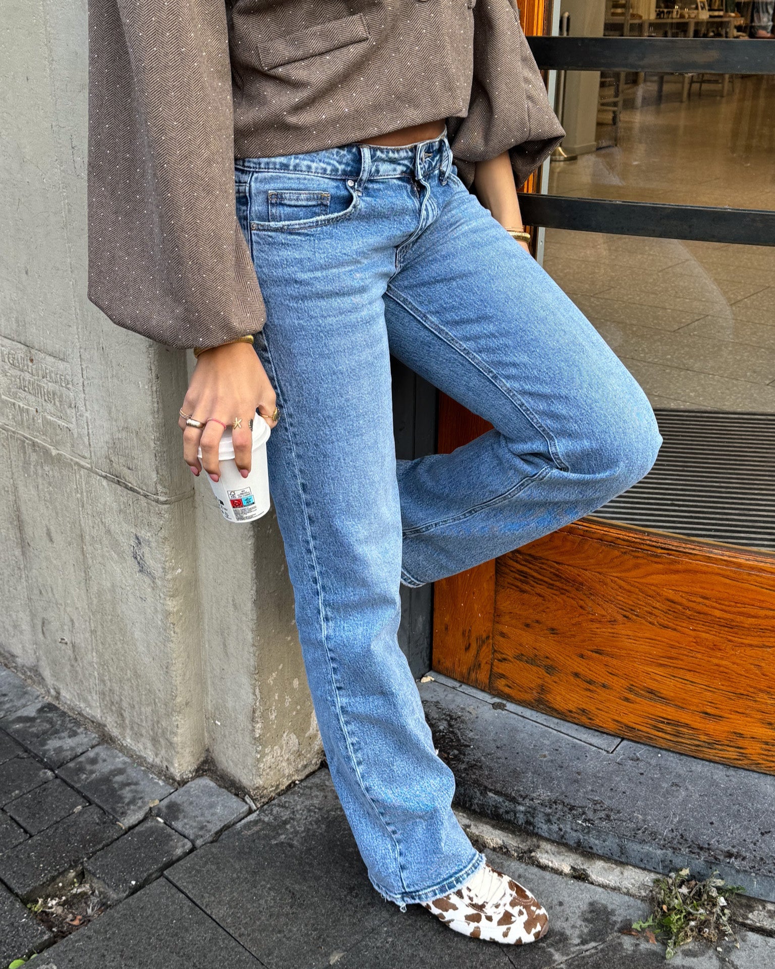 Kendall Low Waisted Jeans Washed Blue