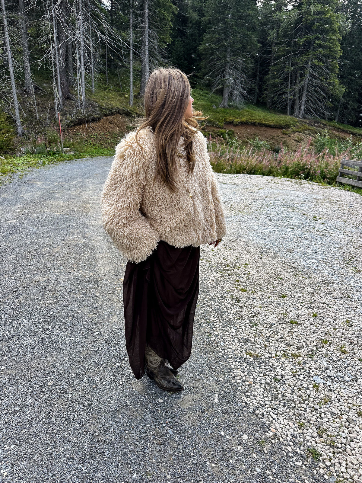 Kody Fluffy Jas Creme