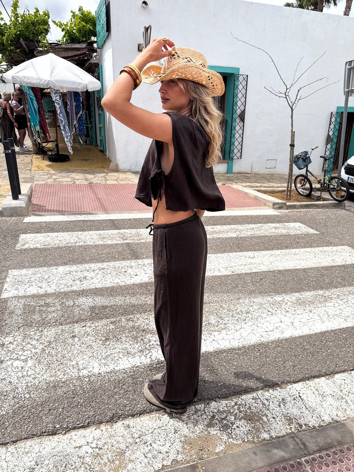 Lewis Top | Brown