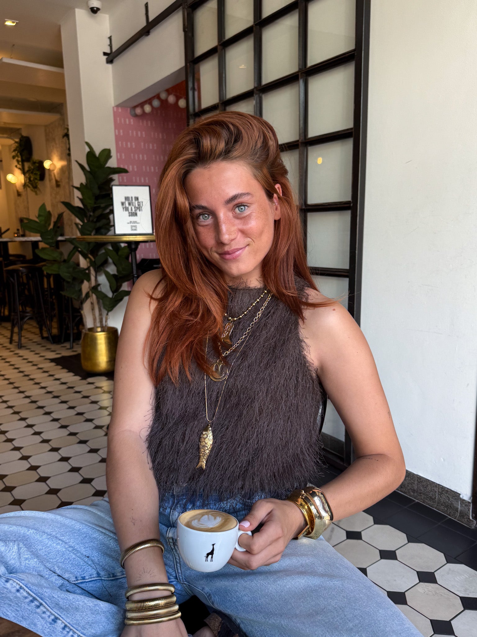 Maryam Fluffy Top Marron