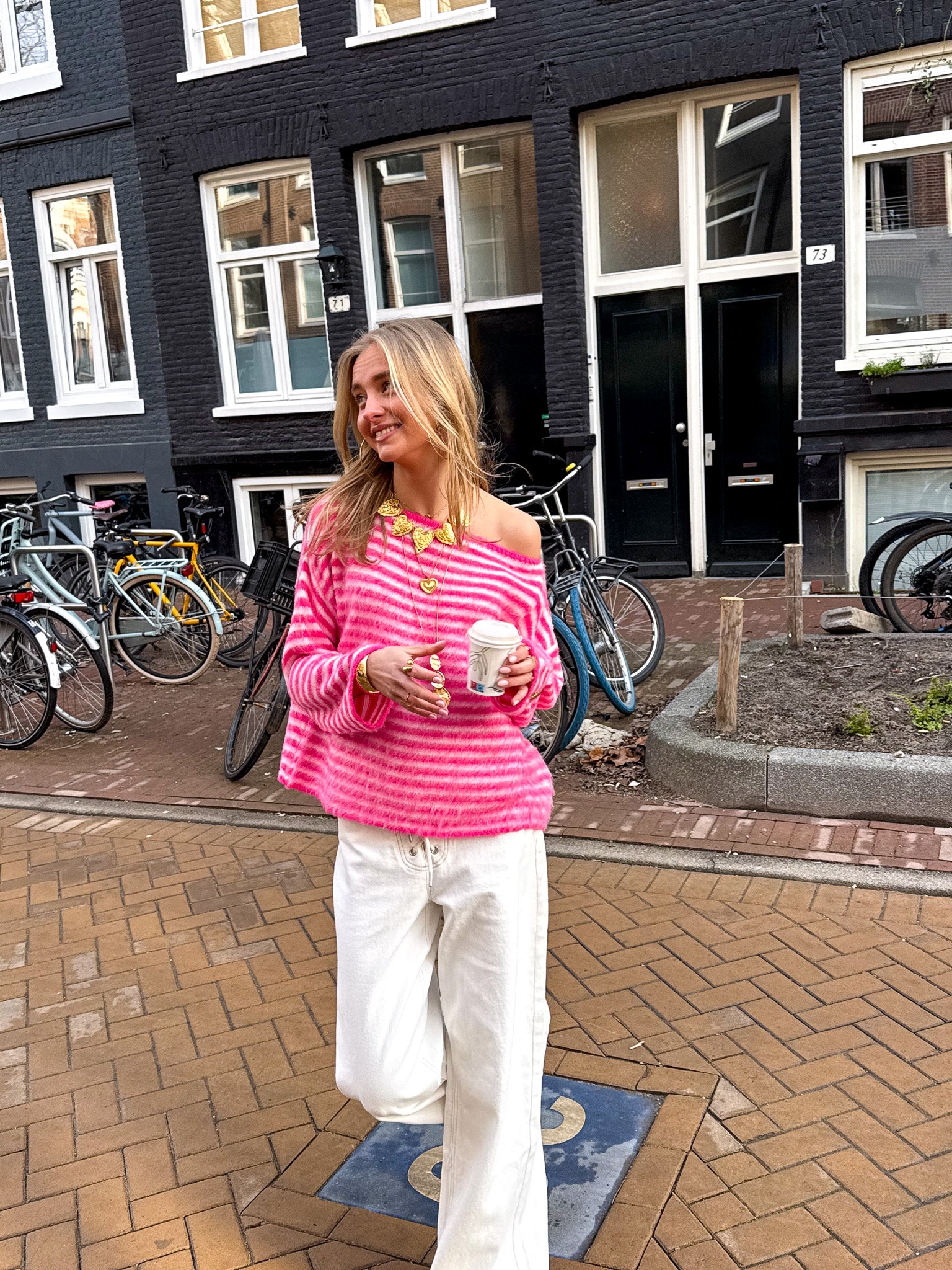 Moon Striped Off Shoulder Knit Pink