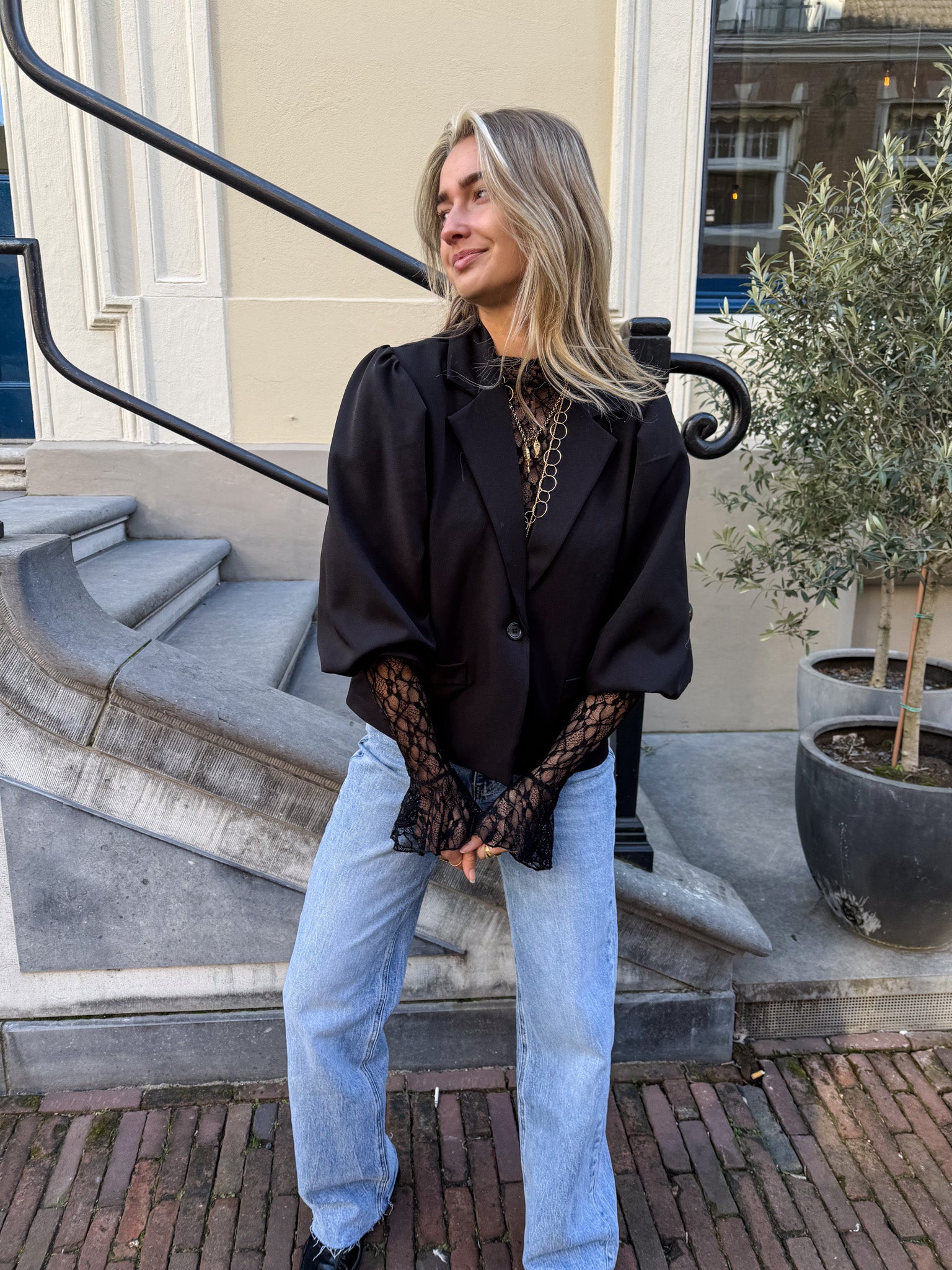 Nora Short Sleeve Blazer Black