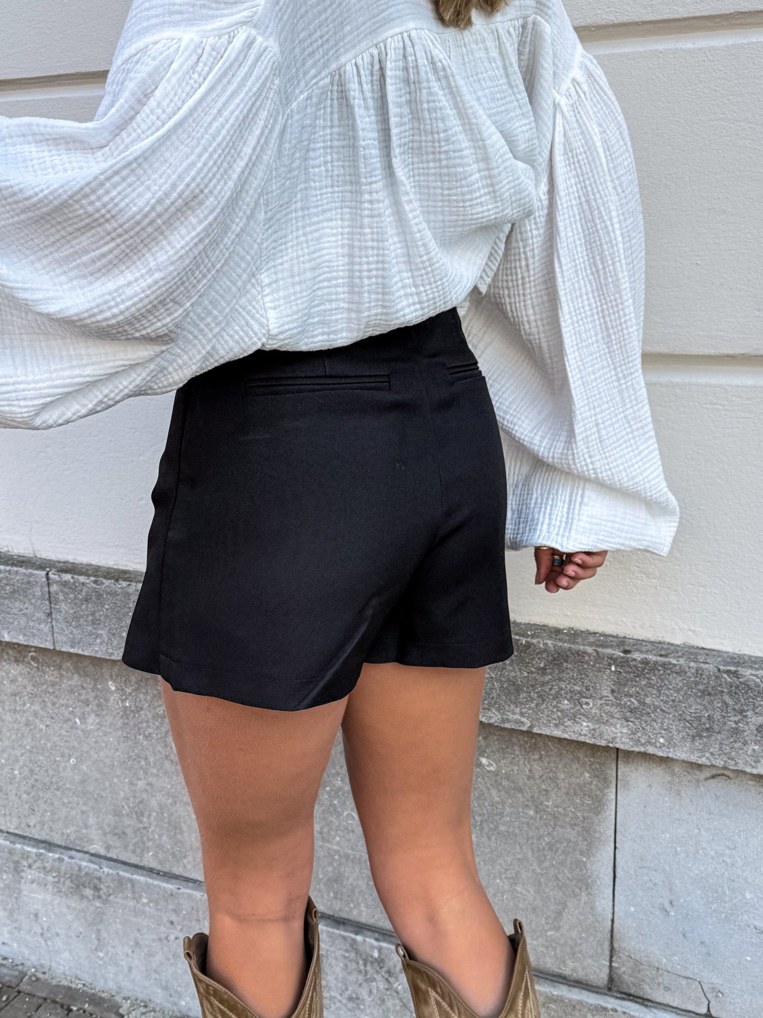 Saint Skort Black