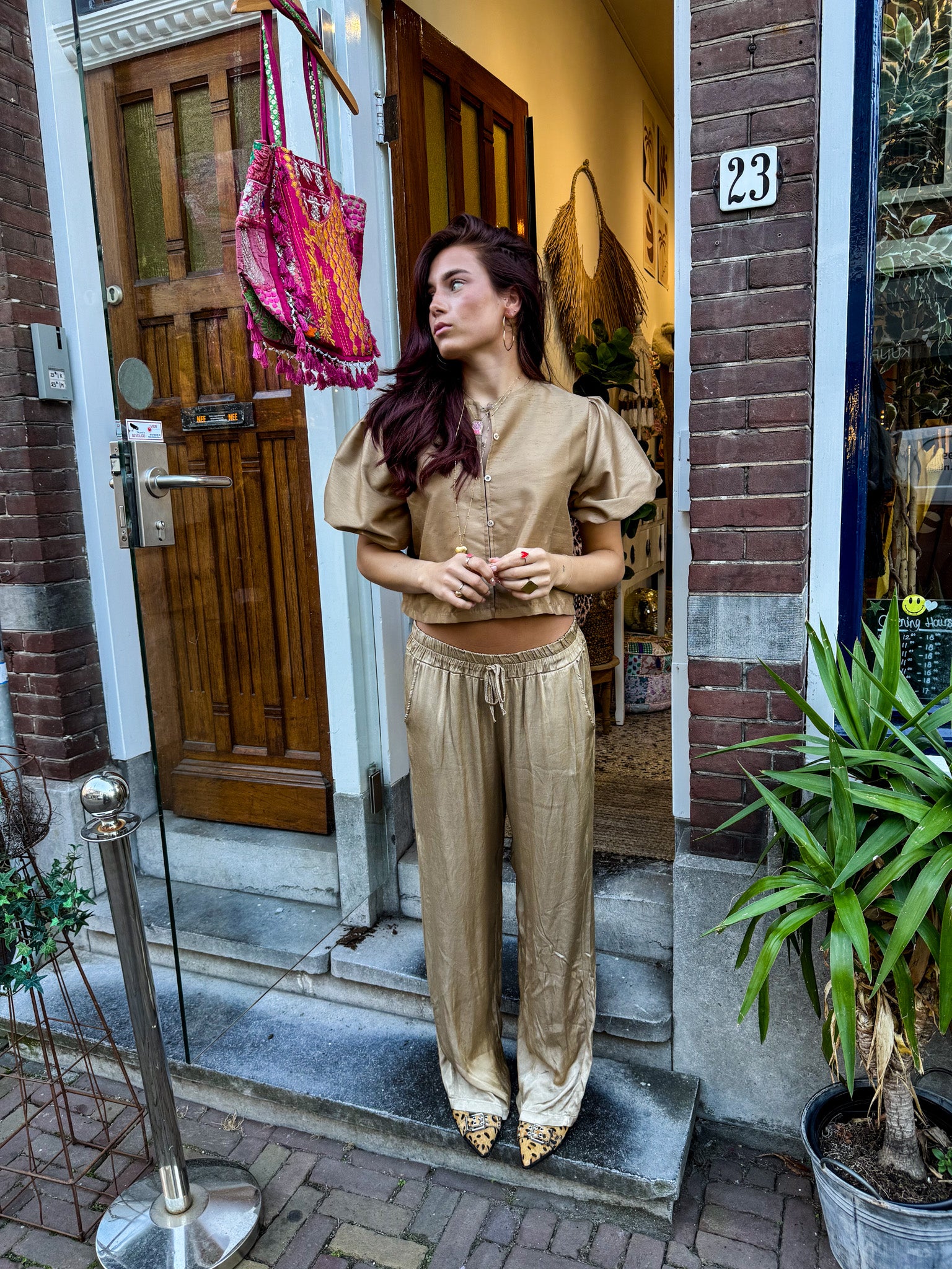 Teaux Top Gold