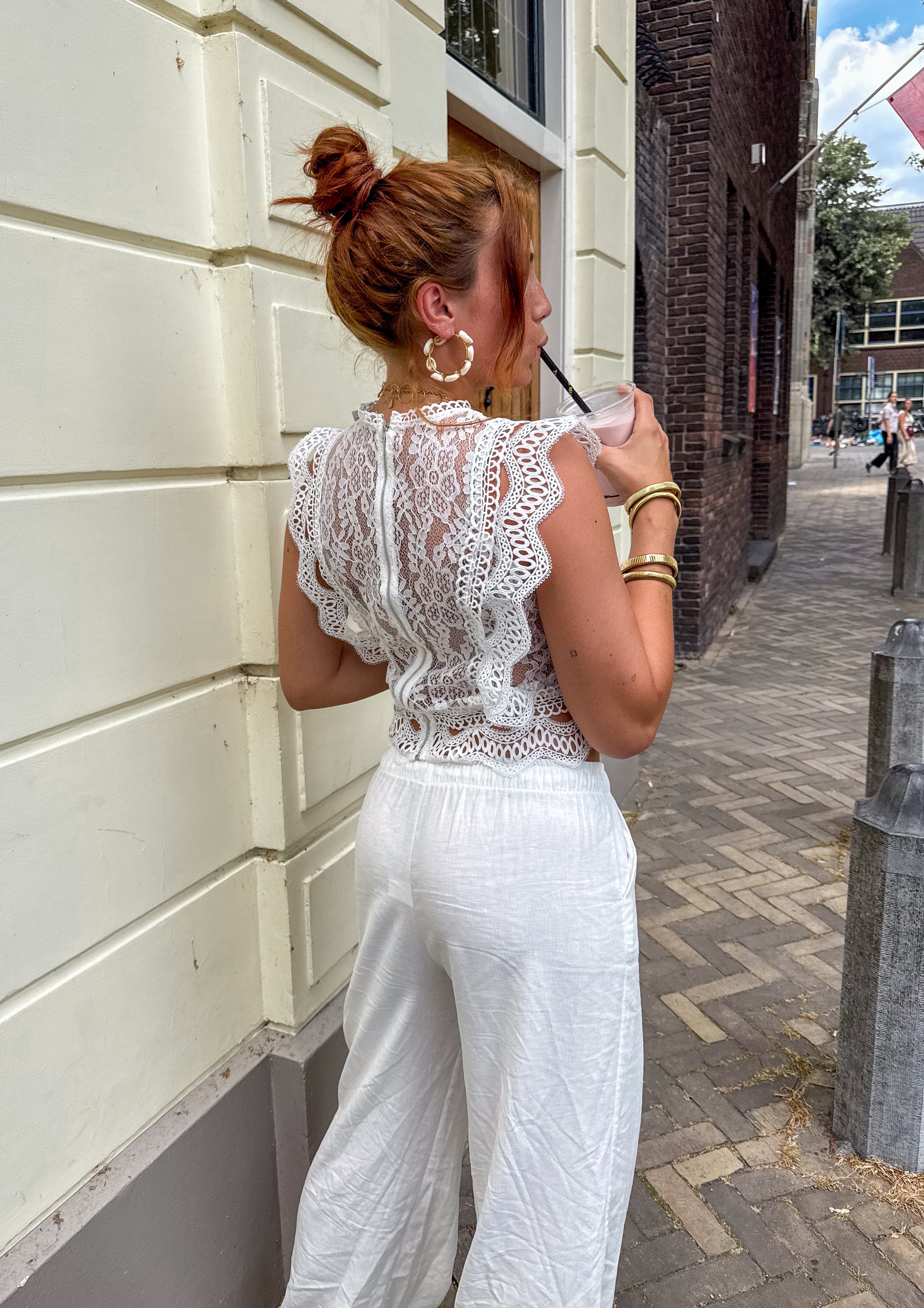 Whisper Top White
