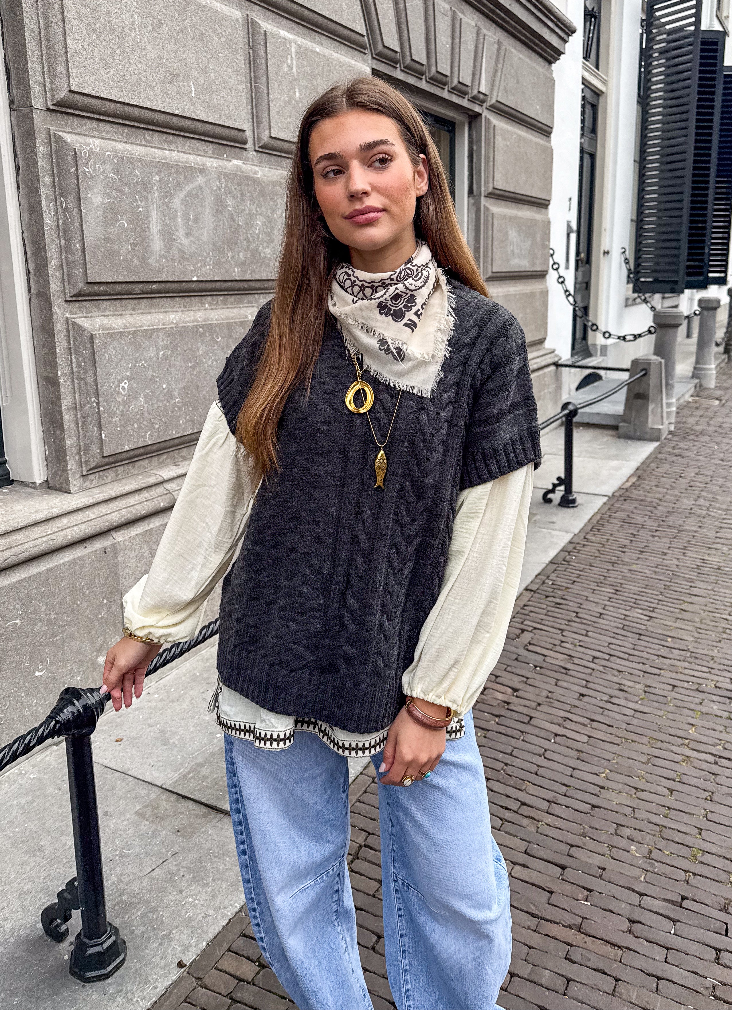 Willow Spencer Dark Grey