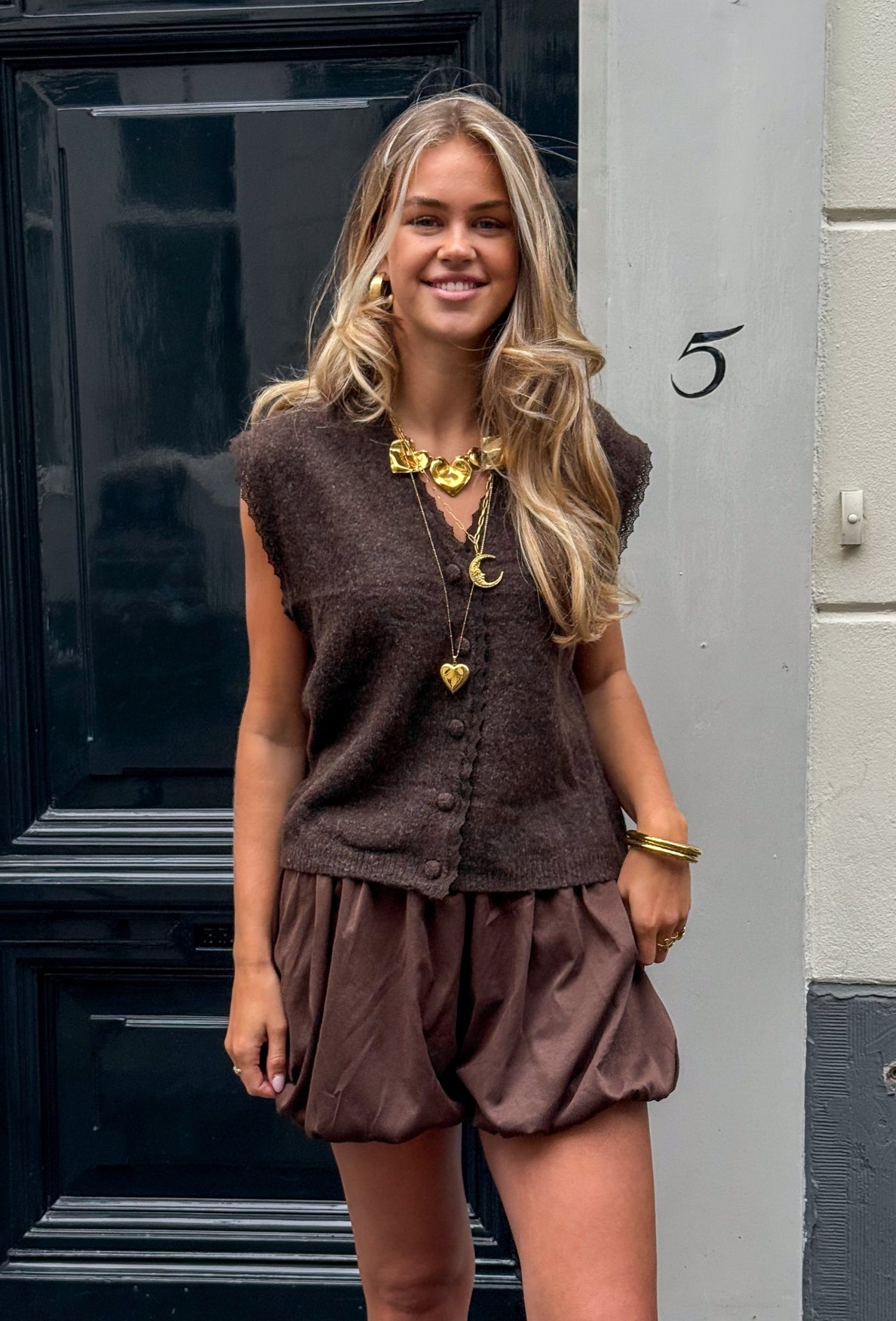 Inaya Balloon Short | Brown