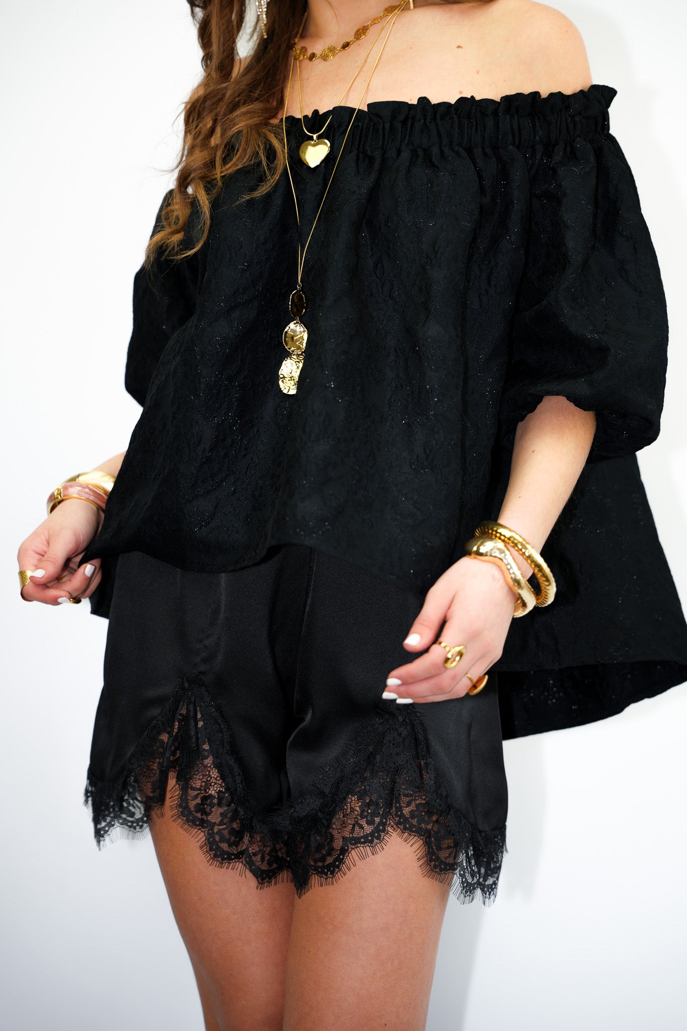 Lune Lace Shorts Black