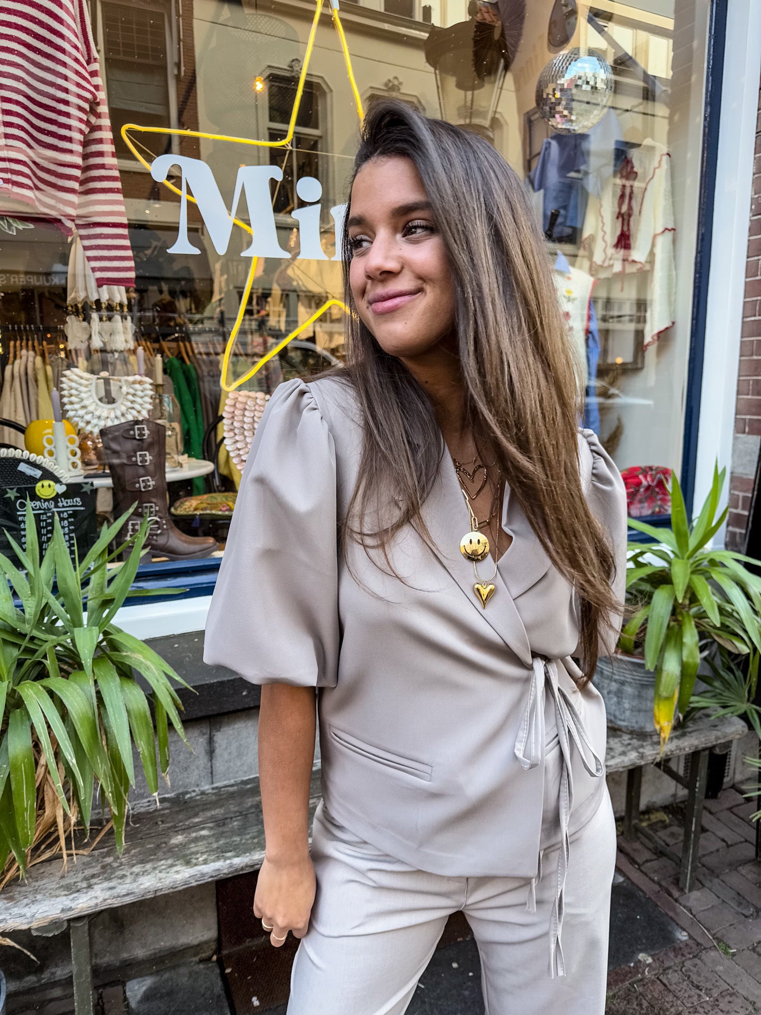 Nina Short Sleeve Blazer Taupe