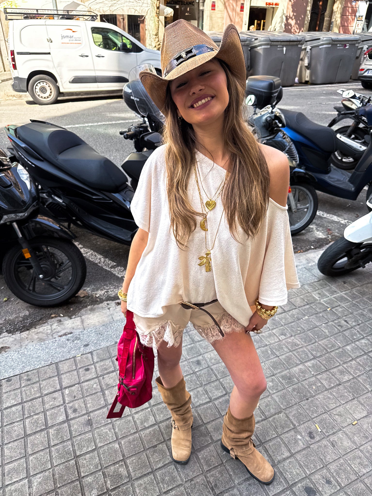 Lulu Lace Short Creme