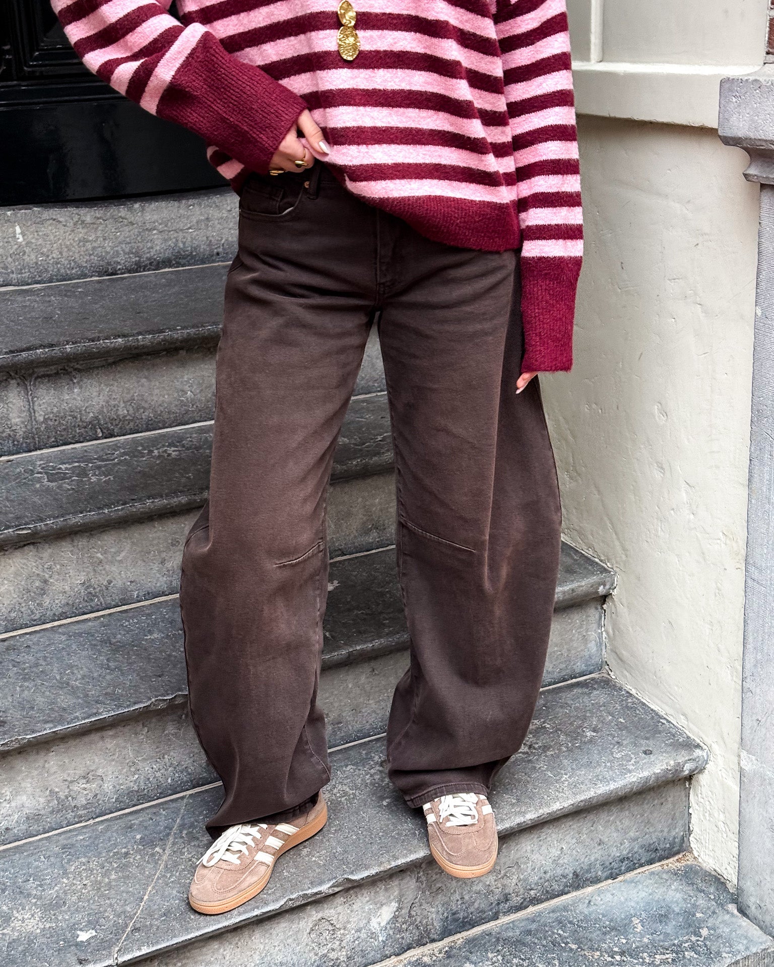 Baggy Balloon Fit Jeans Brown