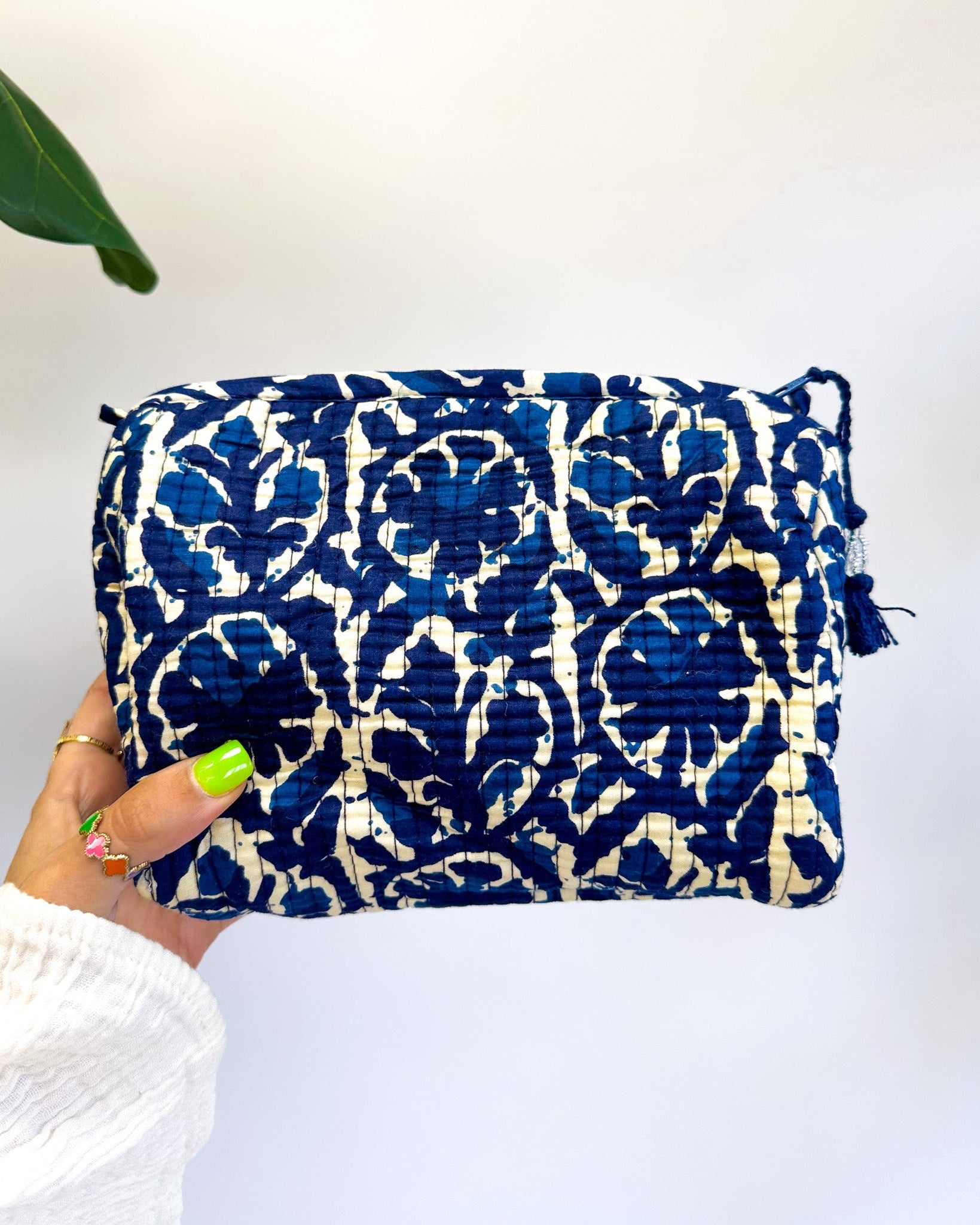 Beauty Bag Blue Coral - Medium