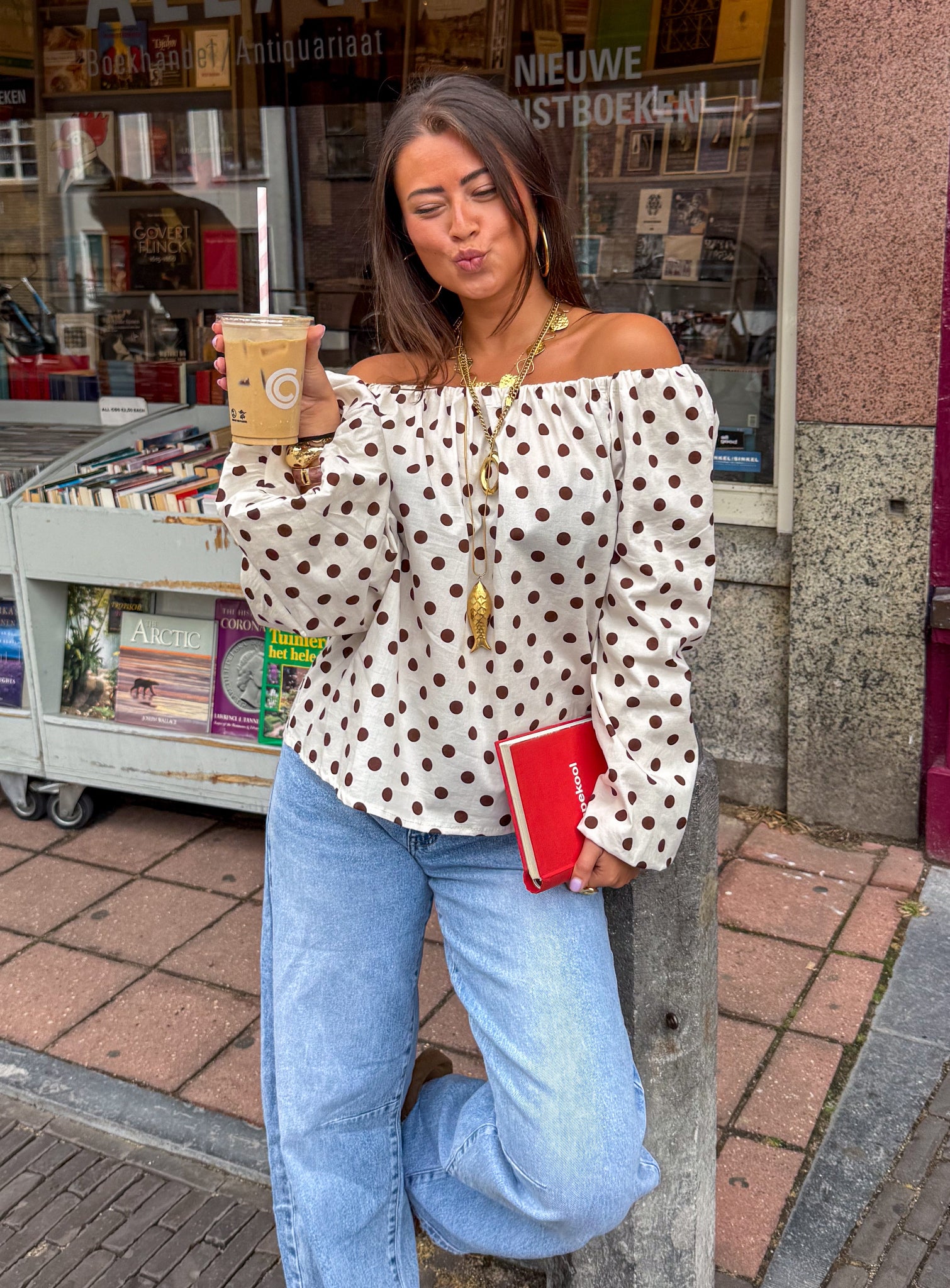 Benthe Off Shoulder Top Dots White