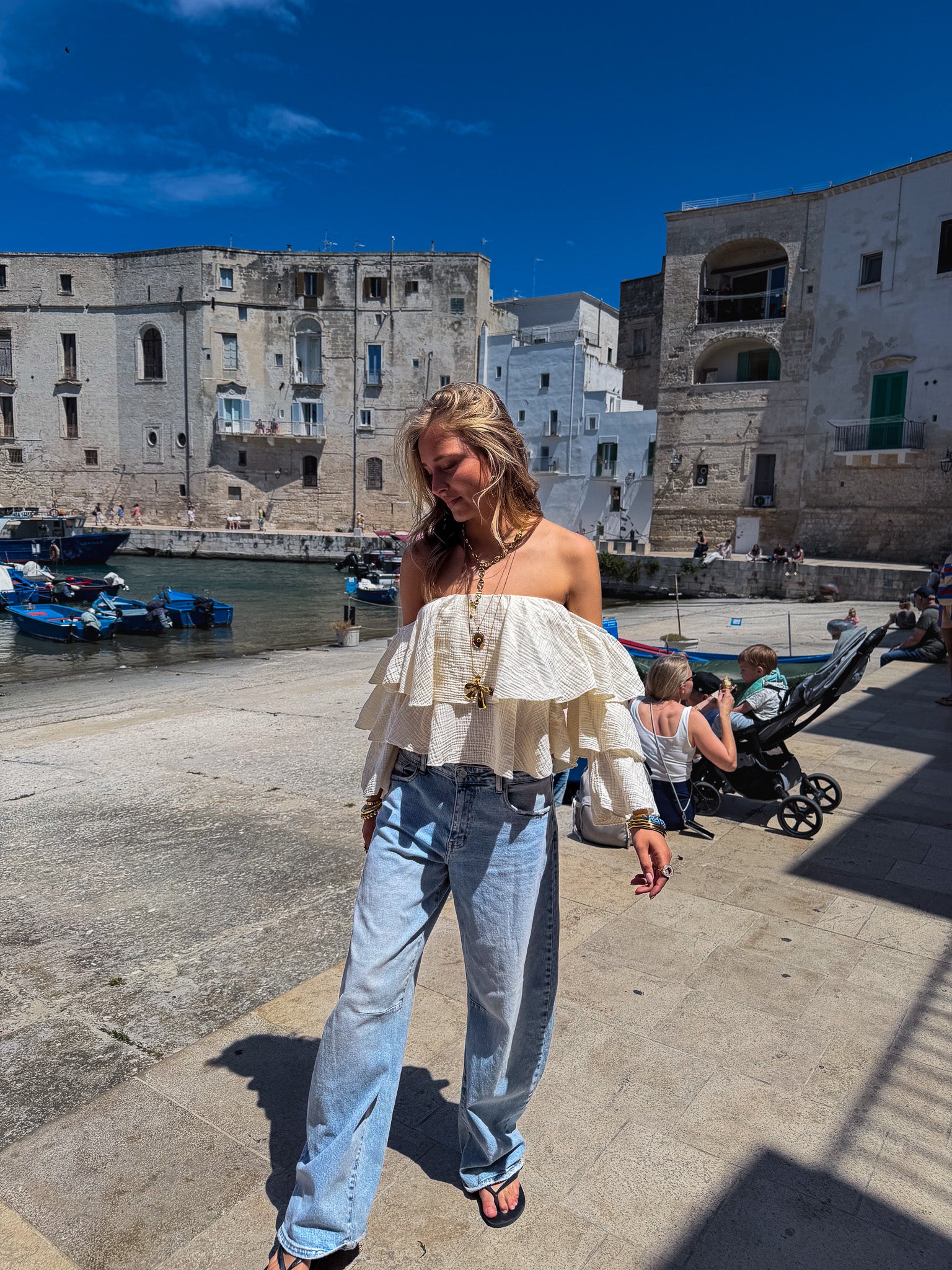 Bodie Top Off White