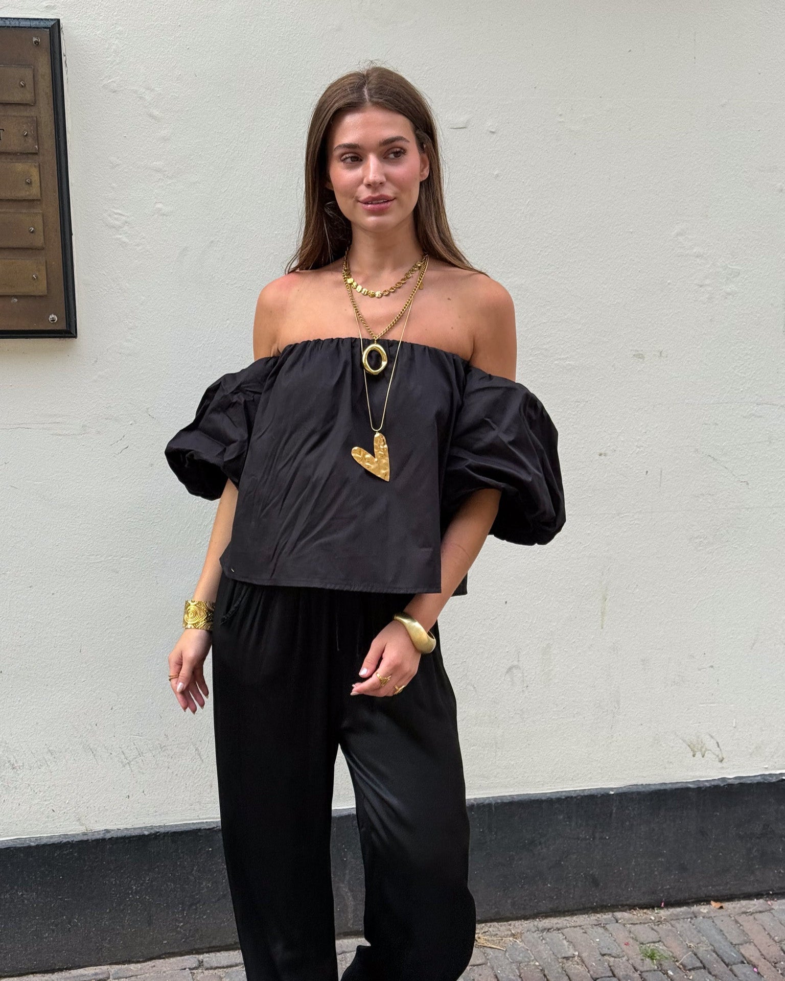Catwalk Off Shoulder Top Zwart