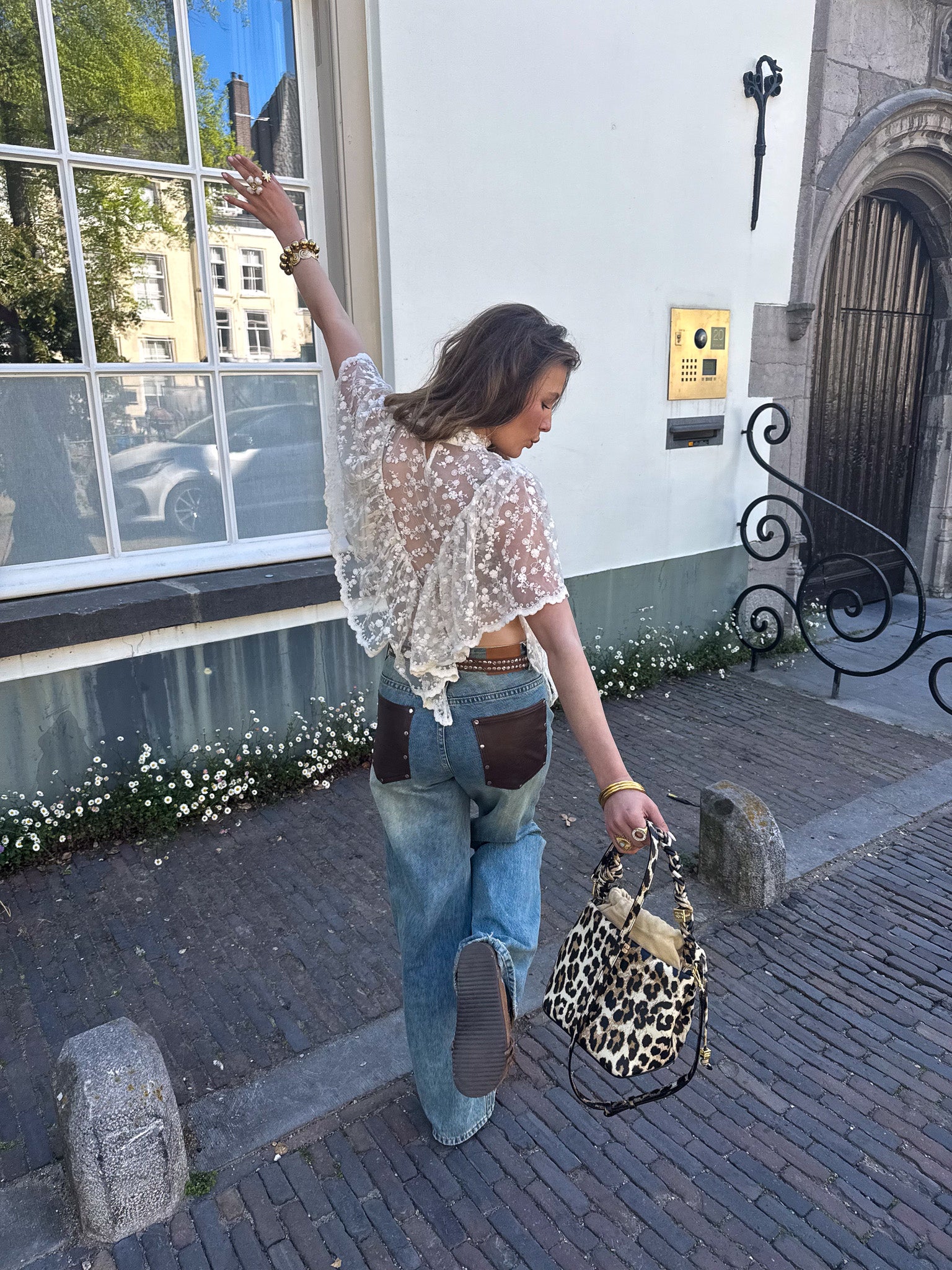 Back Pocket Wide Leg Jeans