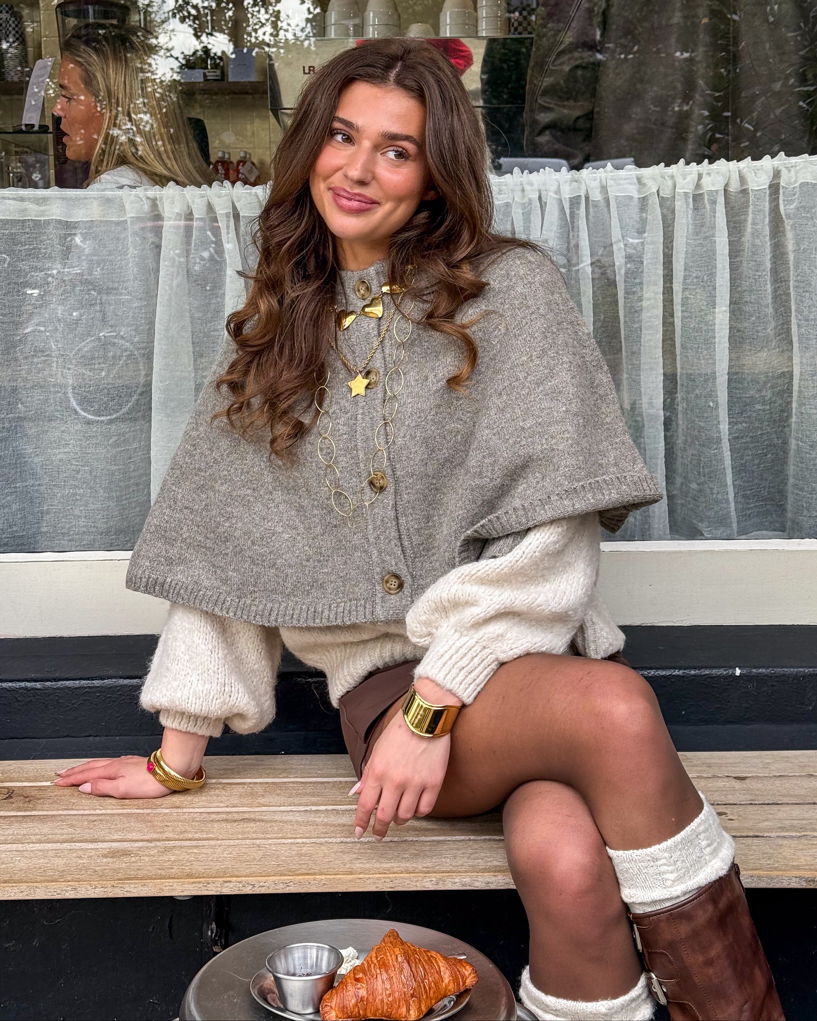 Finn Cape Taupe