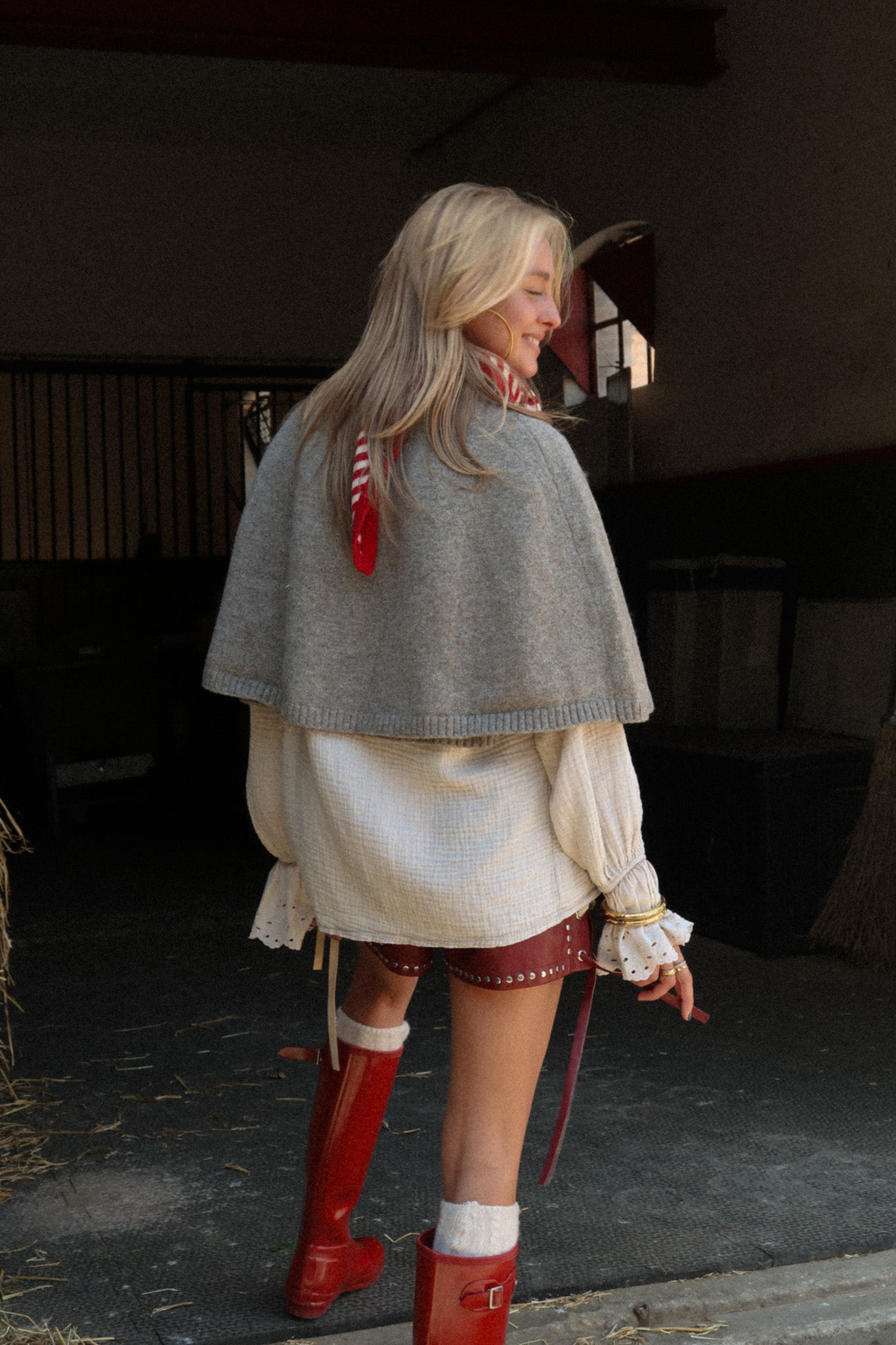Finn Cape Taupe