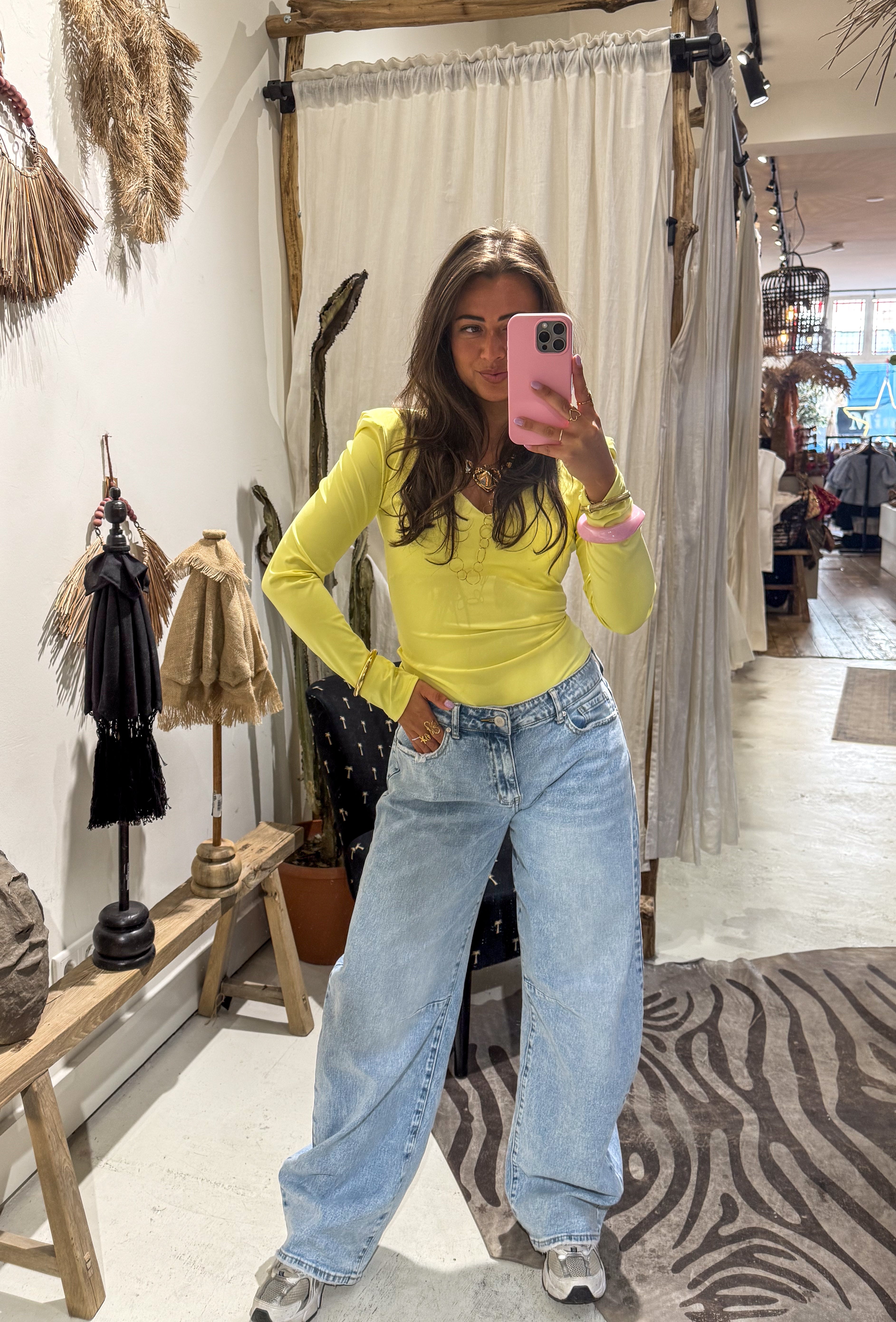 Indy Body Lemon