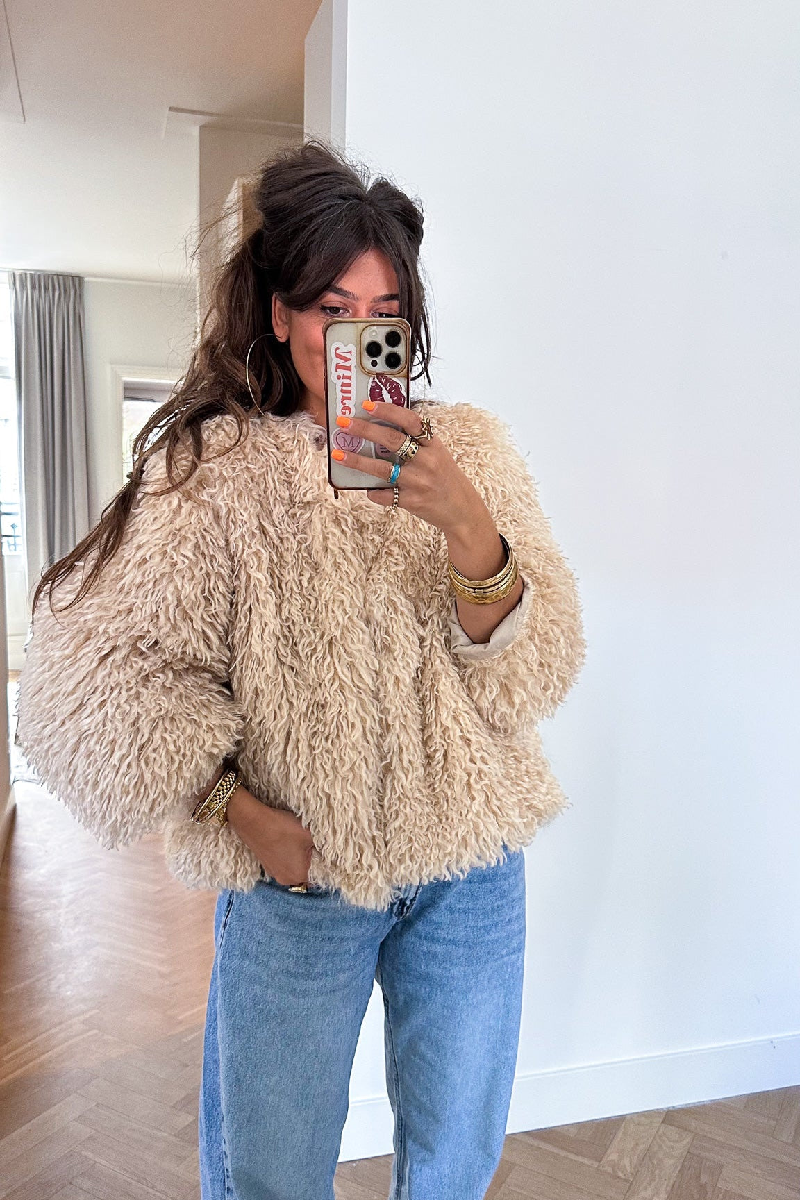 Kody Fluffy Jas Creme