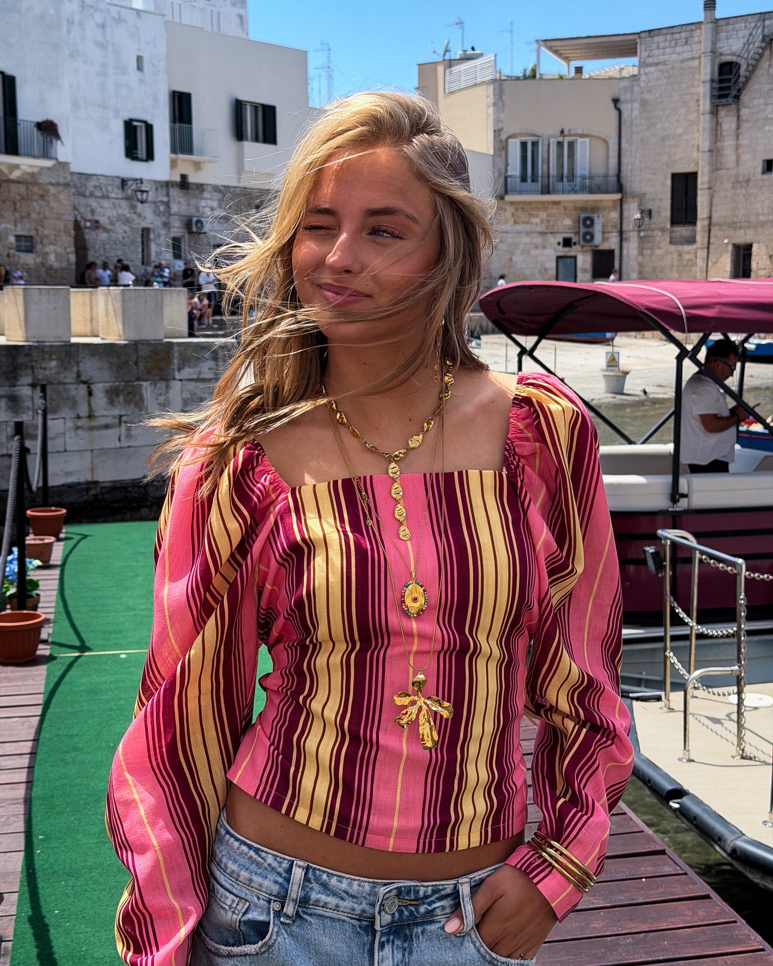 Tops & Shirts