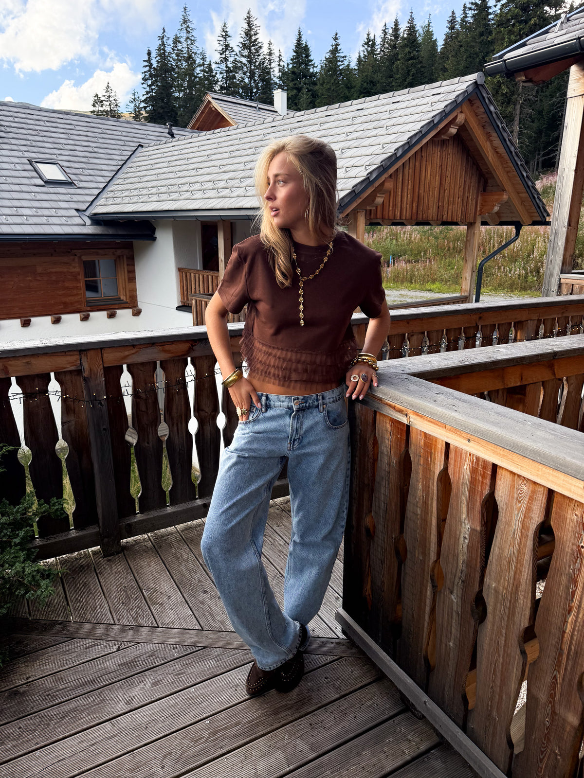 Mae T-Shirt Bruin