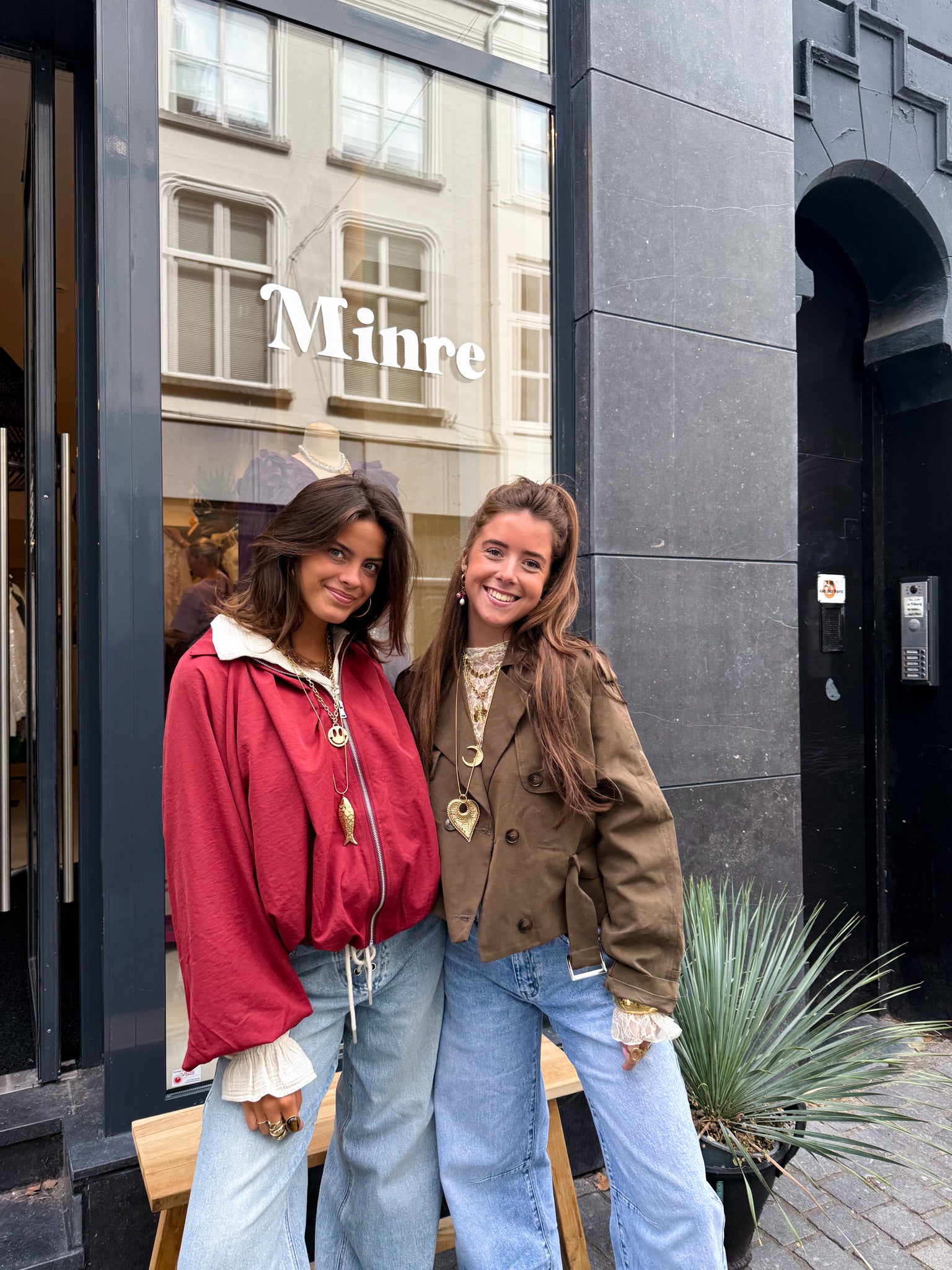 Lou Cropped Trenchcoat Army