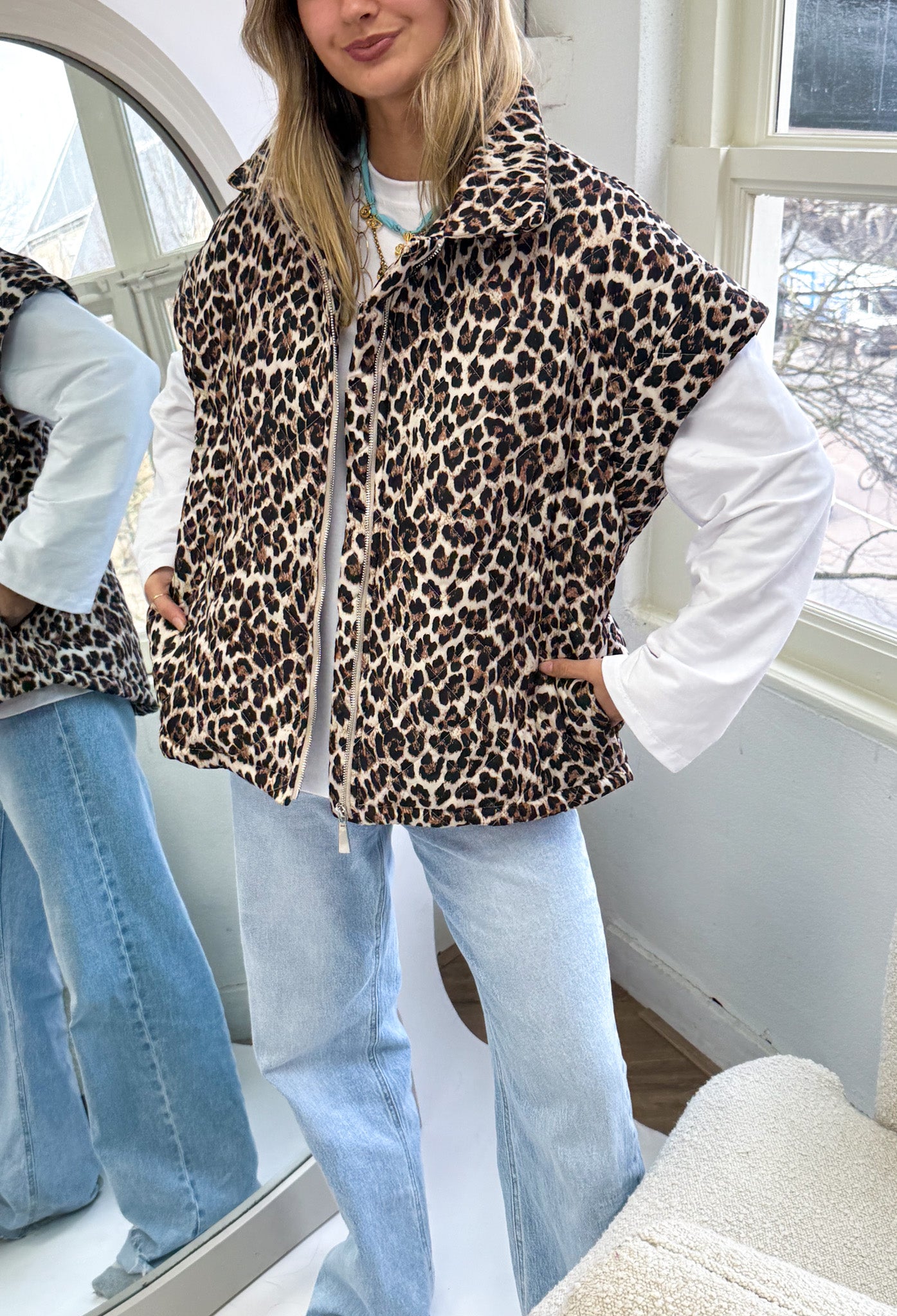 Maven Leopard Gilet