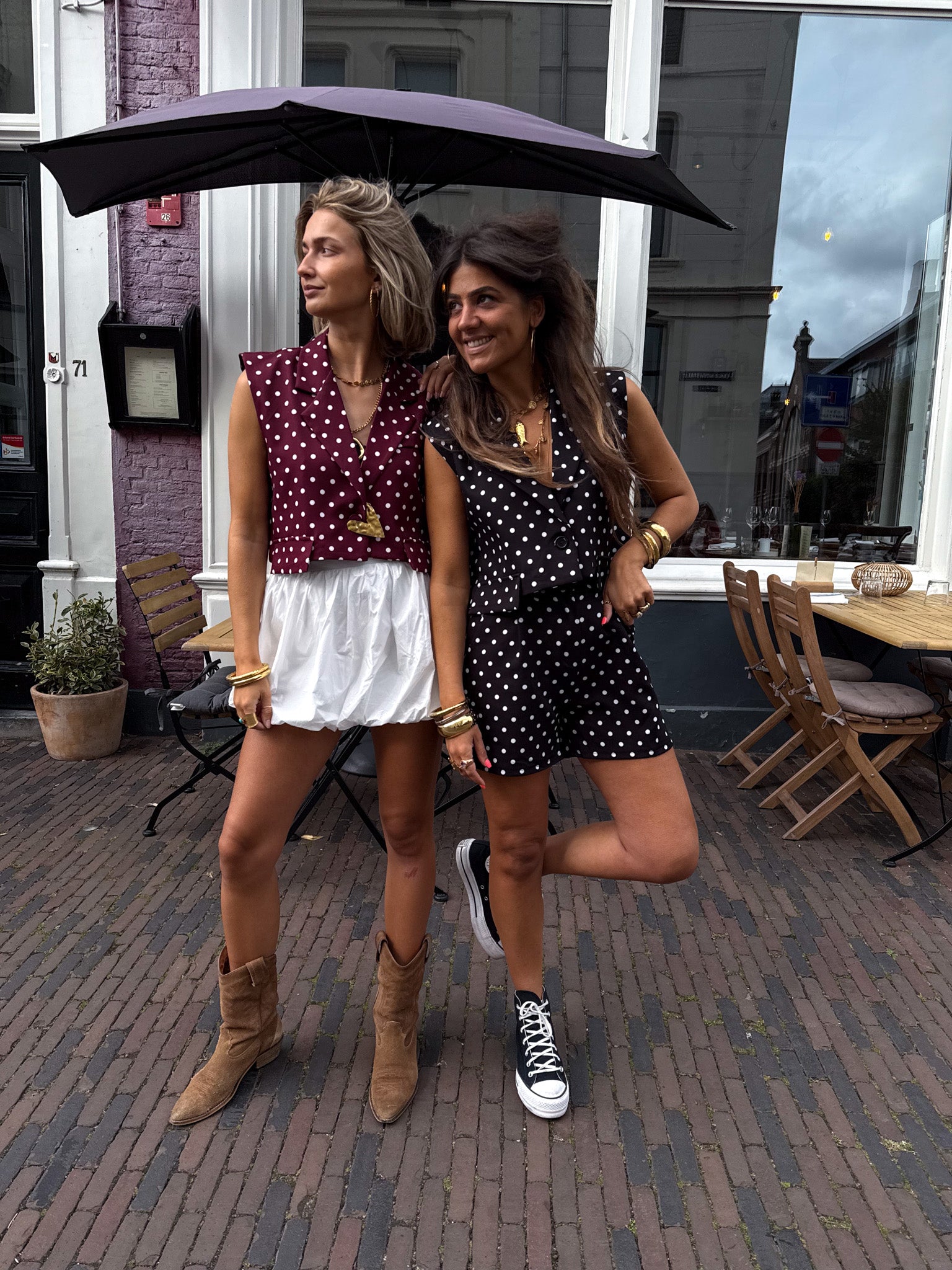 Pom Dots Gilet Black