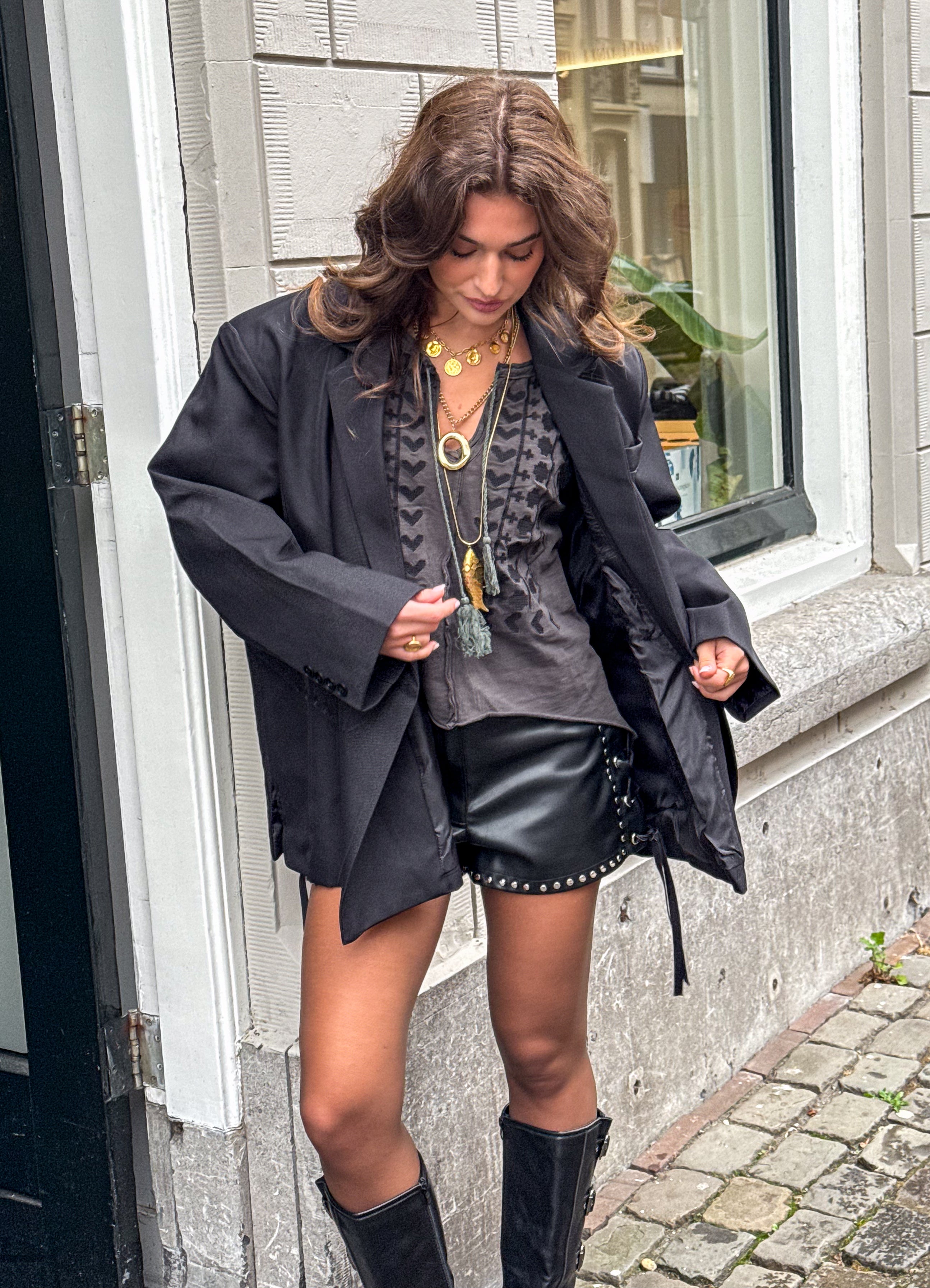 Short Rebel Noir