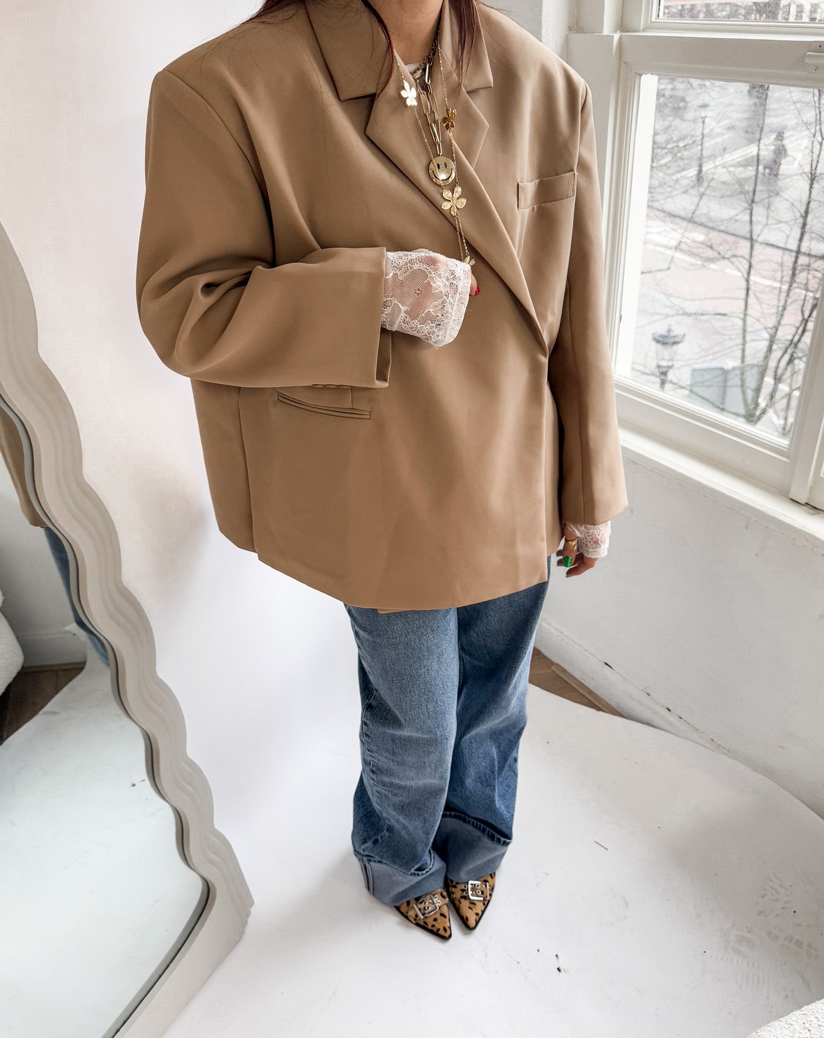 Saint Oversized Blazer Camel